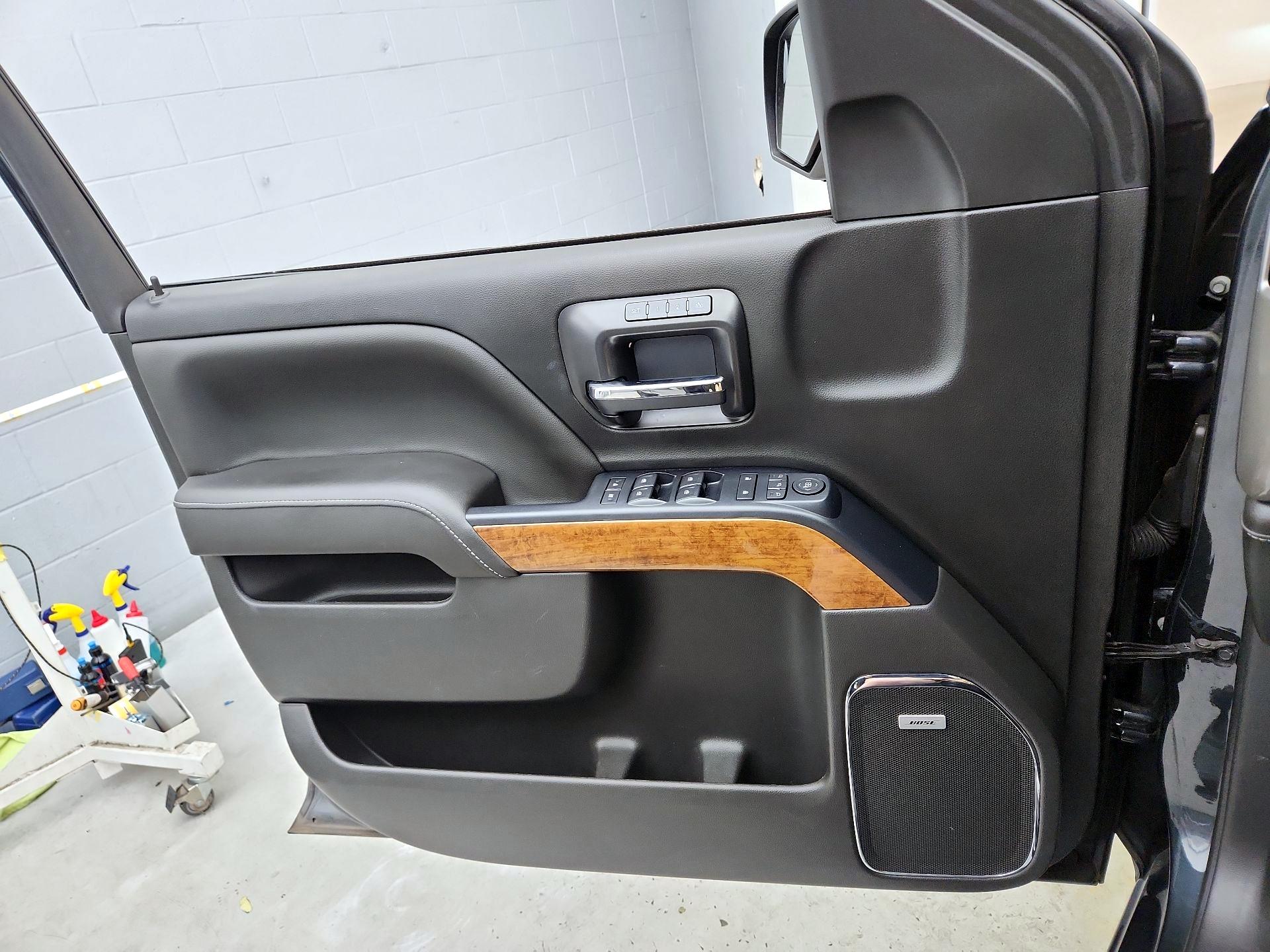 Thumbnail: 2017 Chevrolet Silverado 1500 - 12