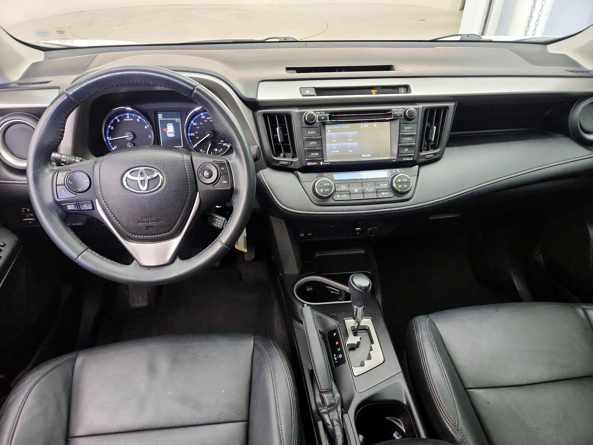 Thumbnail: 2016 Toyota RAV4 - 9