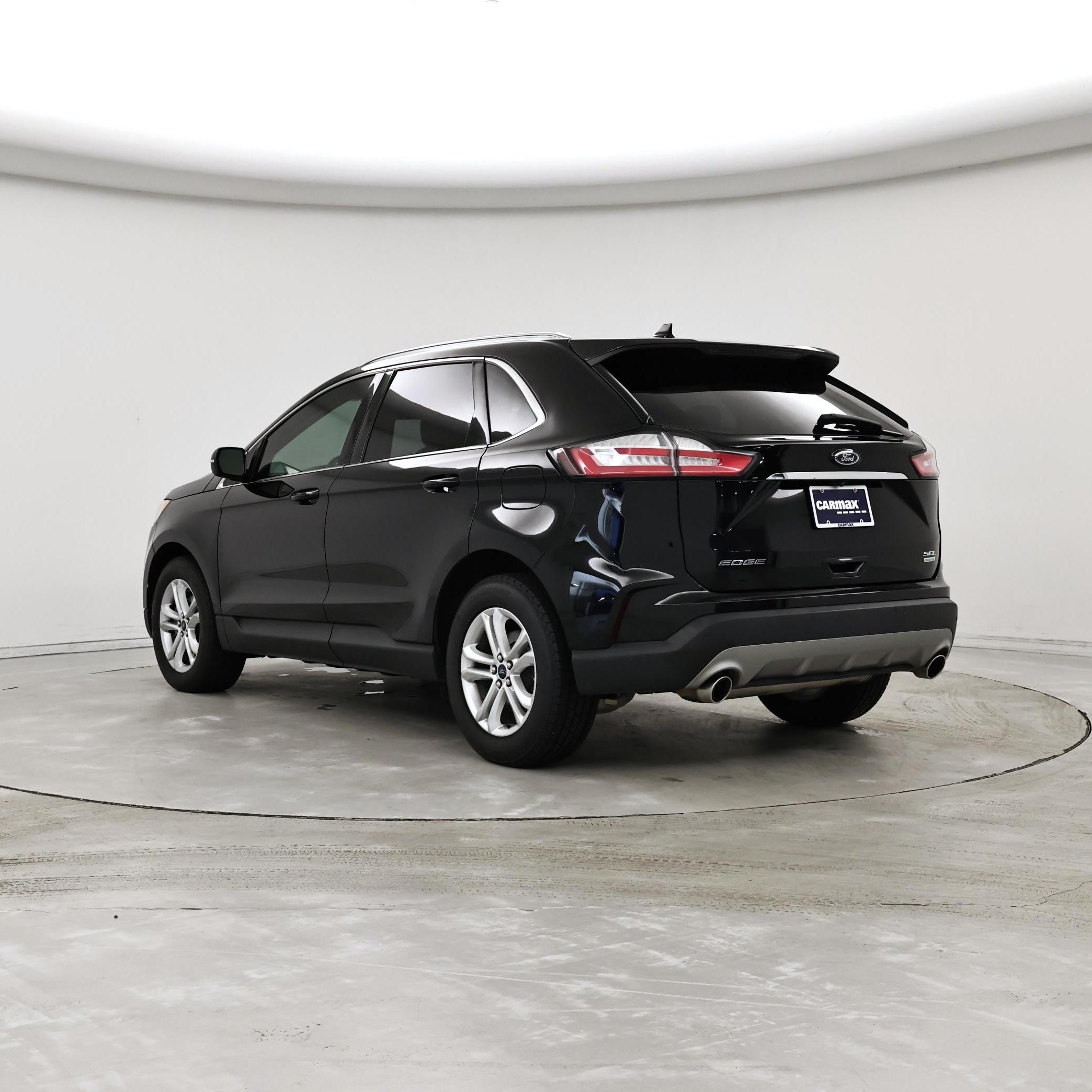 Thumbnail: 2019 Ford Edge - 2