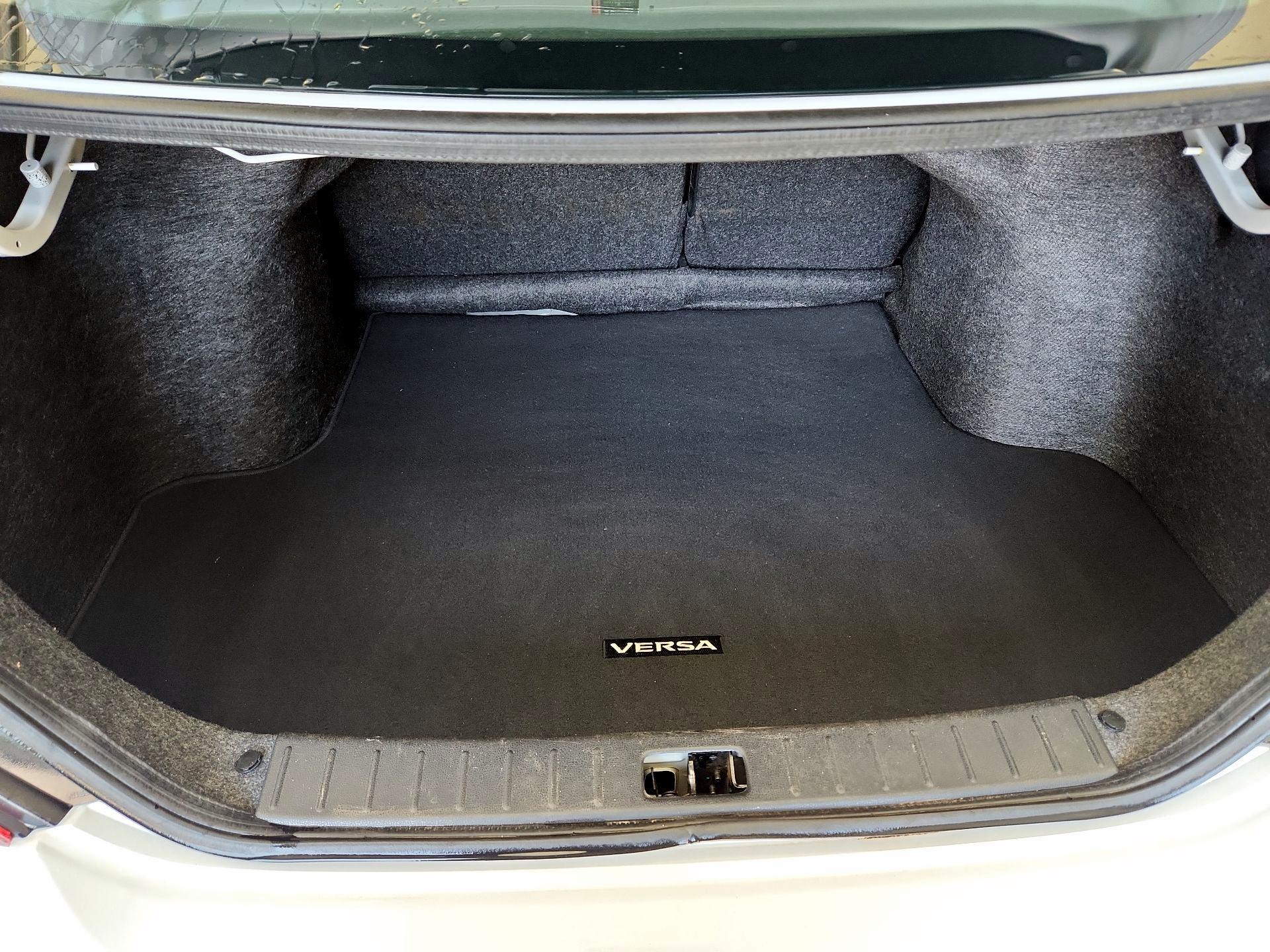 Thumbnail: 2019 Nissan Versa - 20