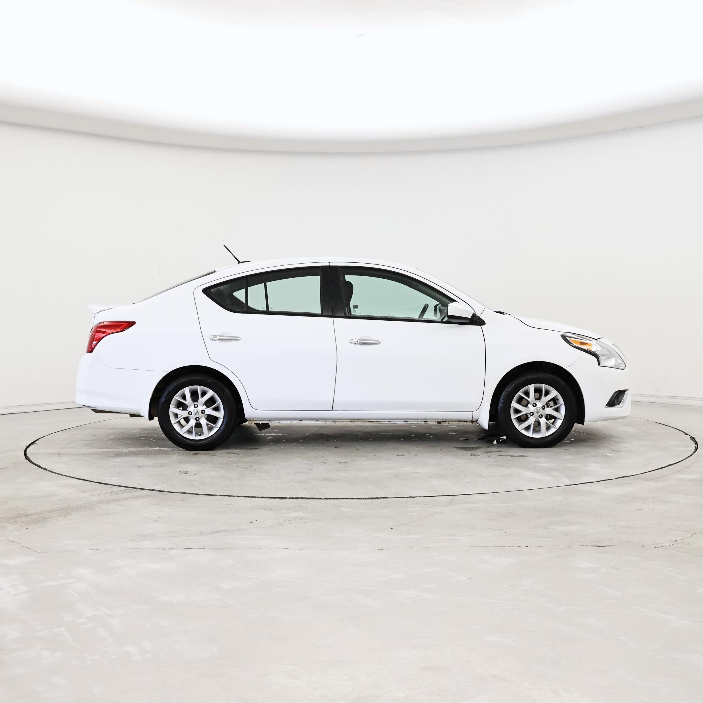 Thumbnail: 2019 Nissan Versa - 7