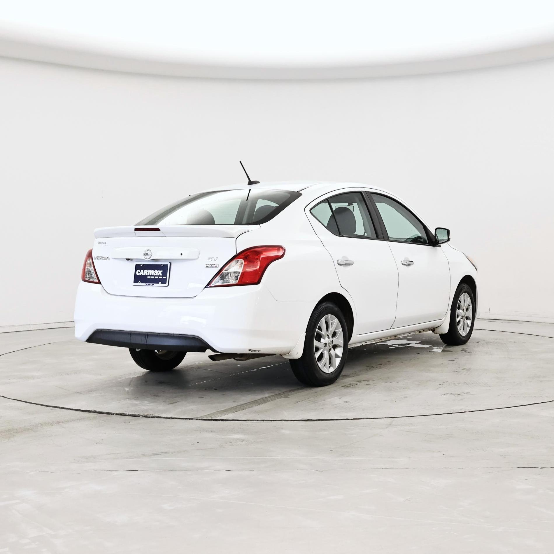Thumbnail: 2019 Nissan Versa - 8