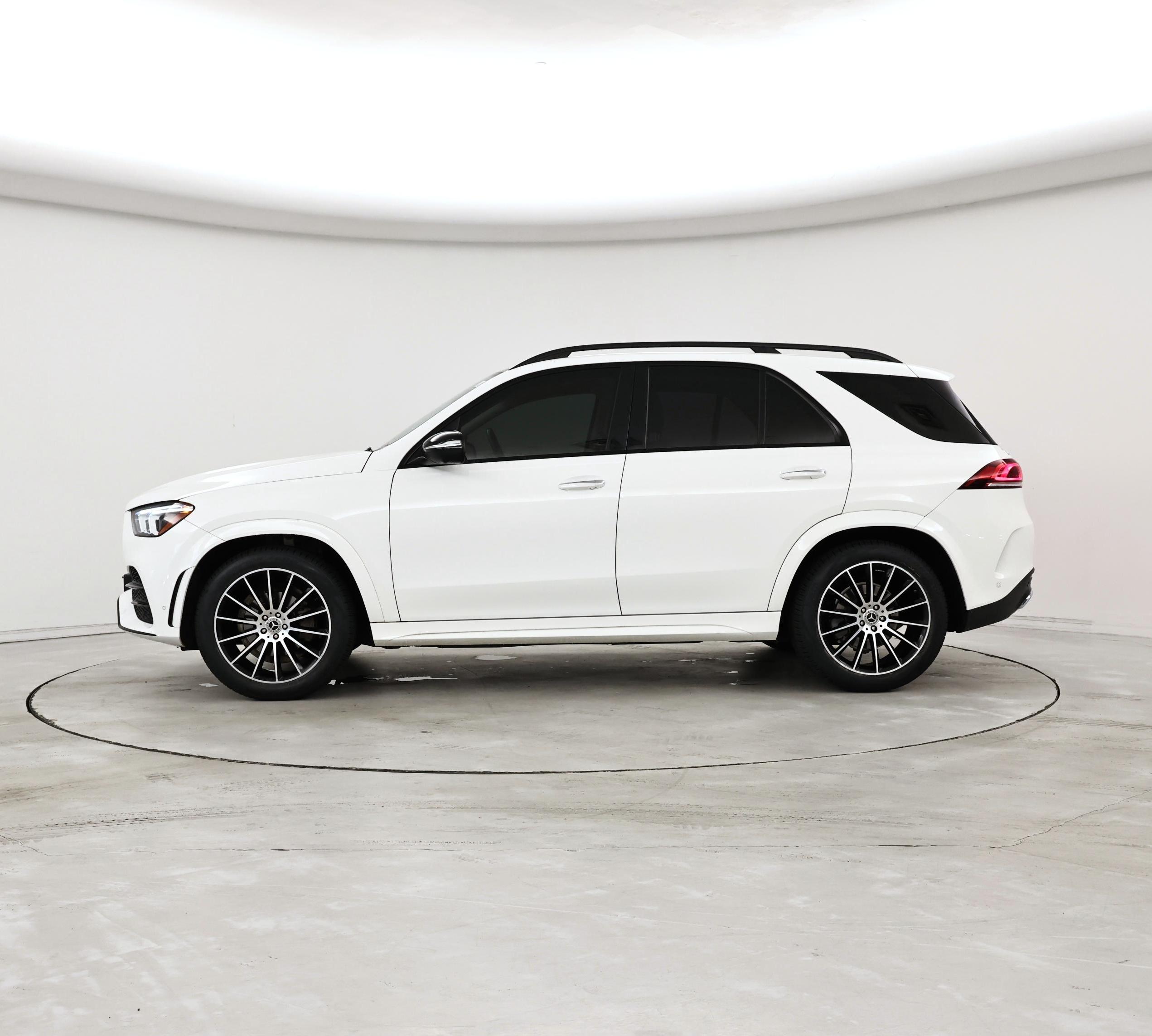 Thumbnail: 2021 Mercedes-Benz GLE - 3
