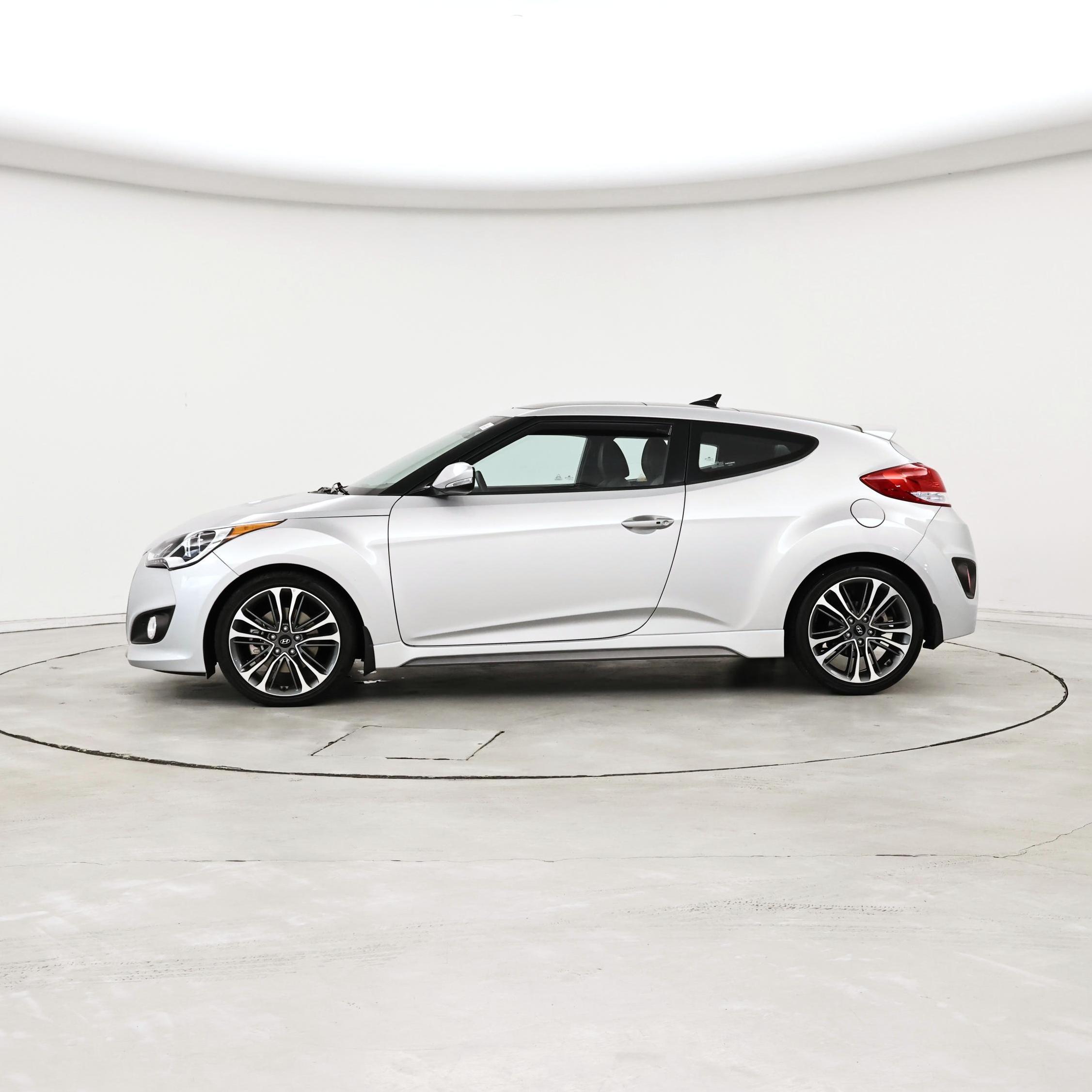 Thumbnail: 2017 Hyundai Veloster - 3
