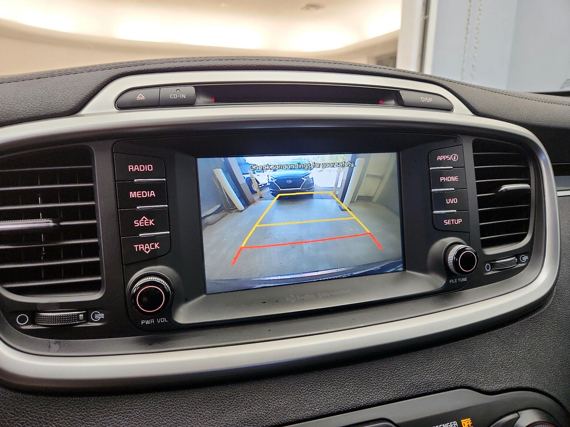 Thumbnail: 2018 Kia Sorento - 14