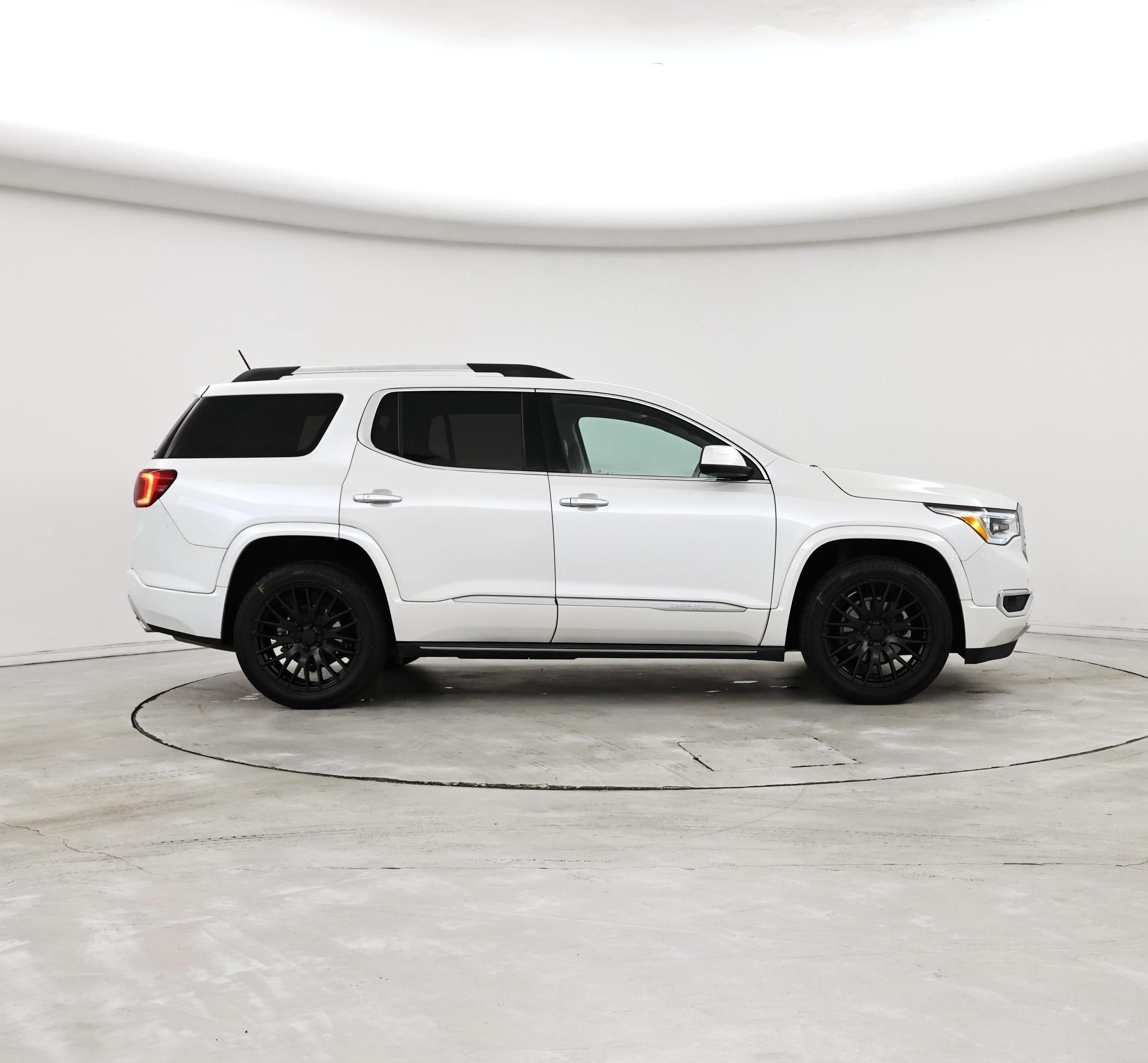 Thumbnail: 2017 GMC Acadia - 7
