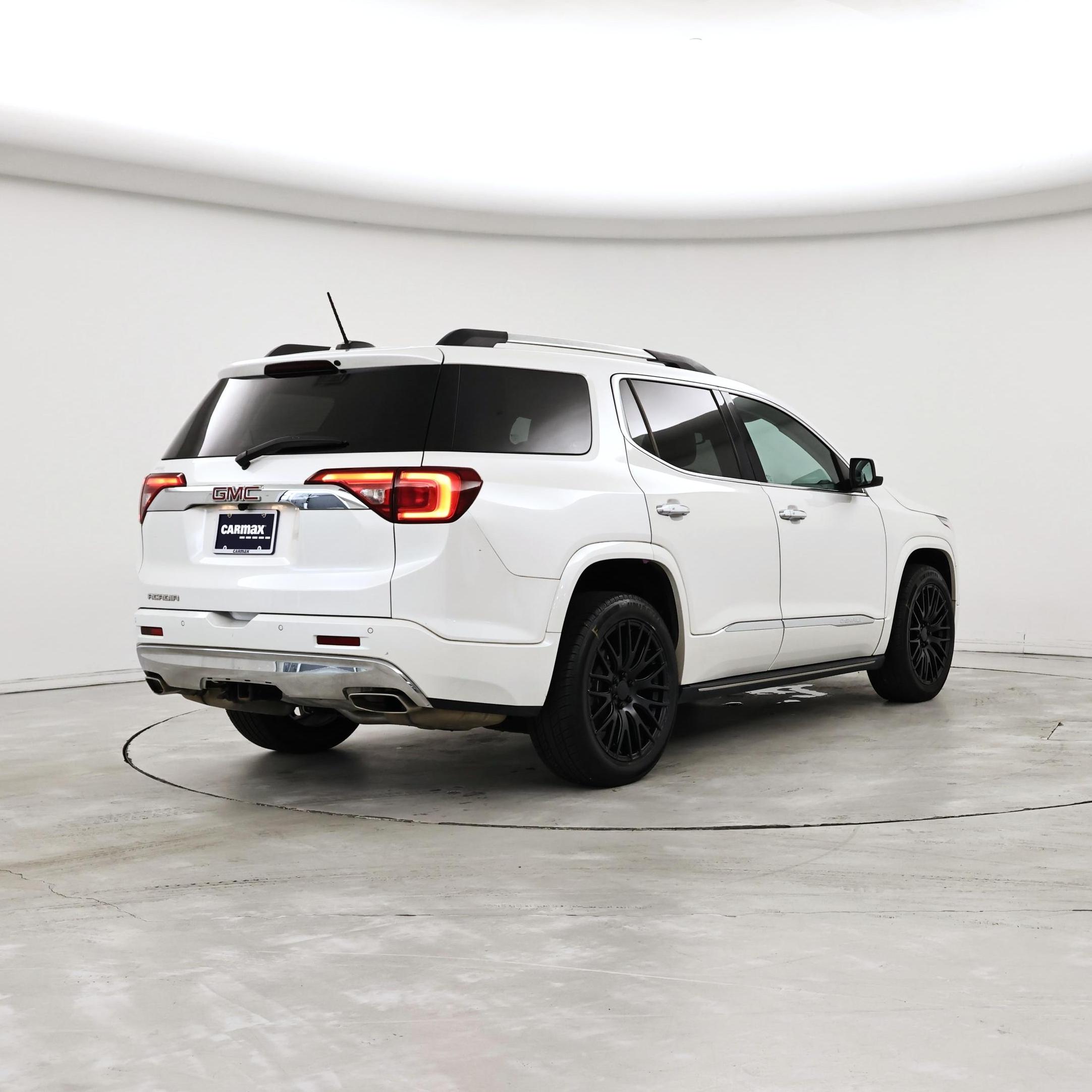 Thumbnail: 2017 GMC Acadia - 8