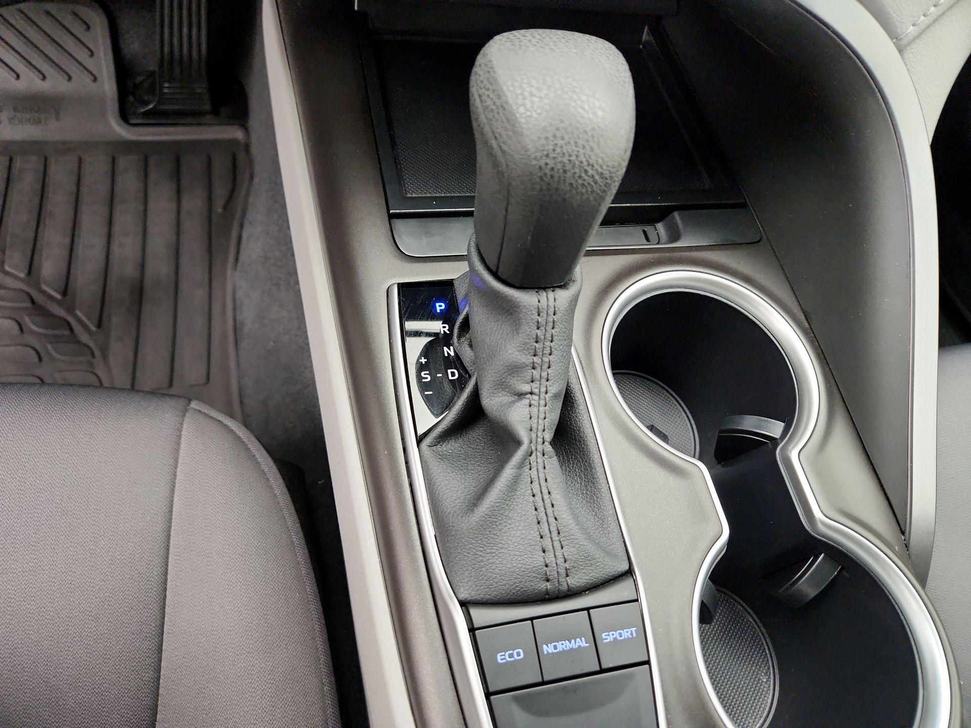 Thumbnail: 2024 Toyota Camry - 17
