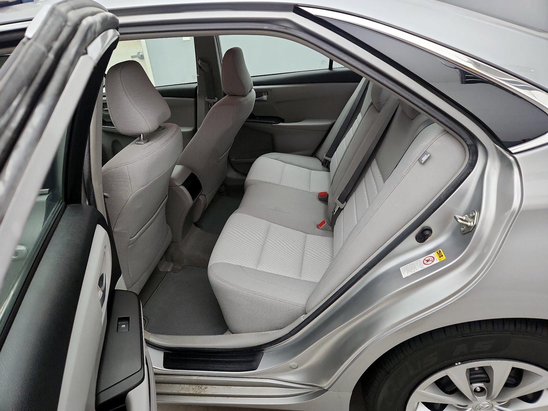 Thumbnail: 2016 Toyota Camry - 19