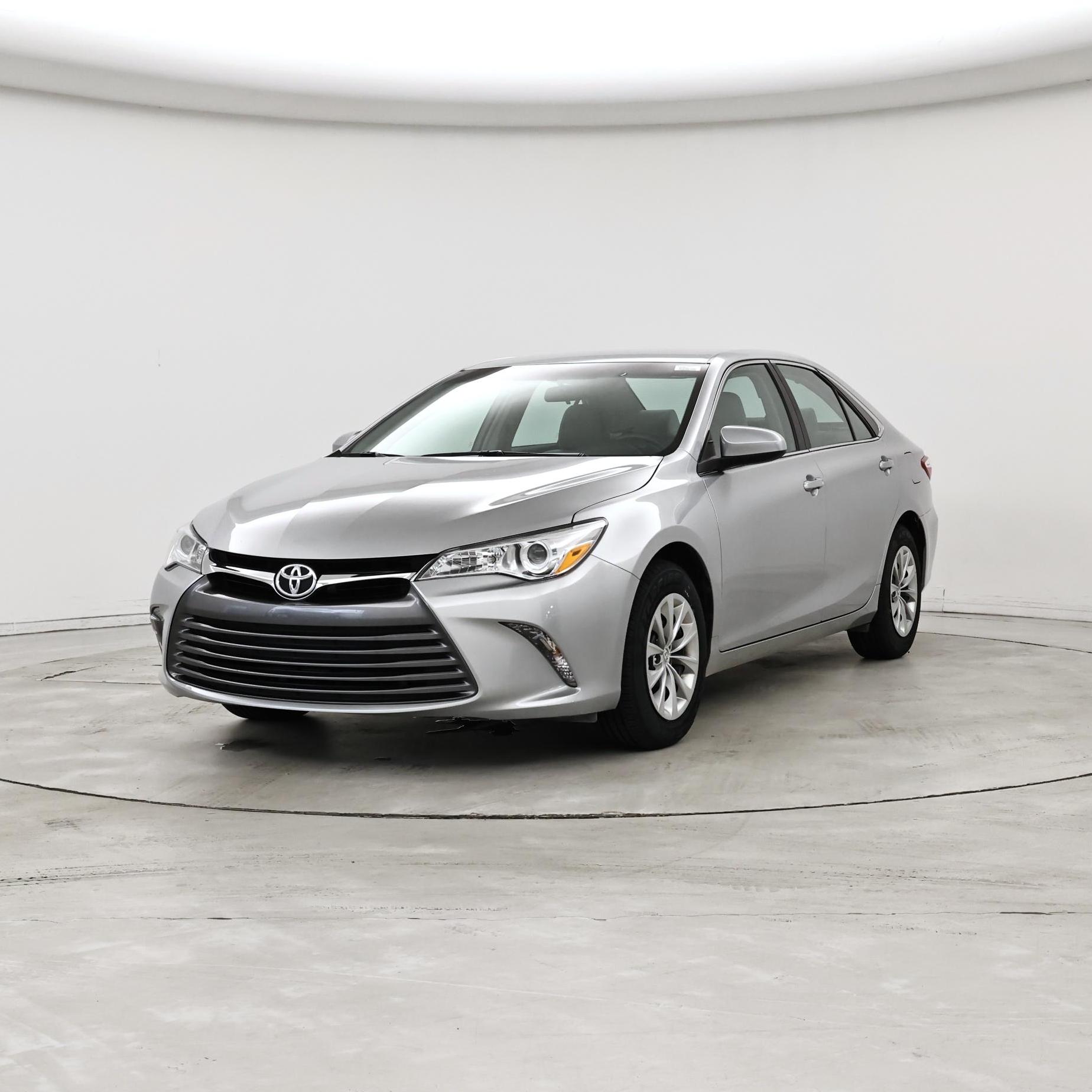 Thumbnail: 2016 Toyota Camry - 4