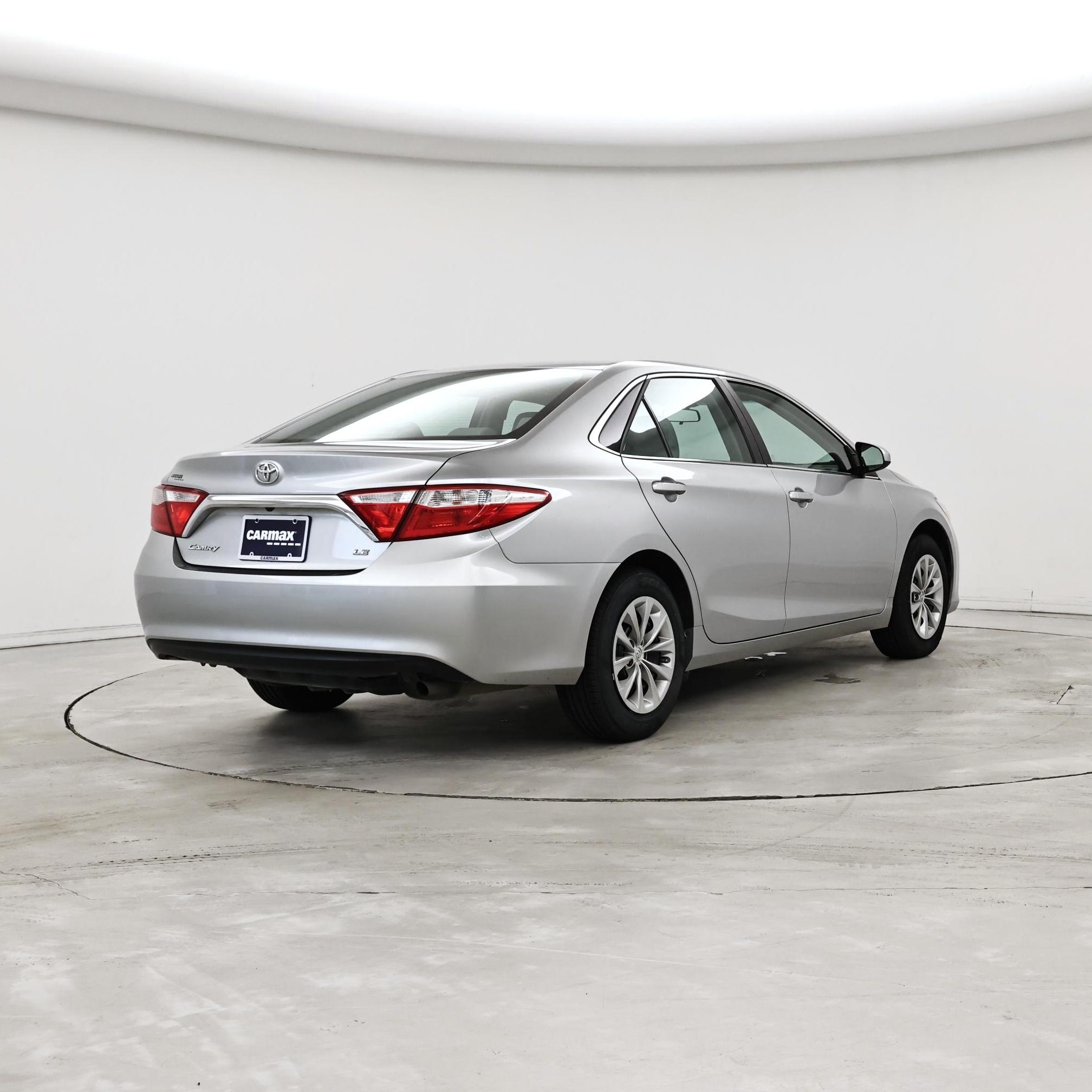 Thumbnail: 2016 Toyota Camry - 8