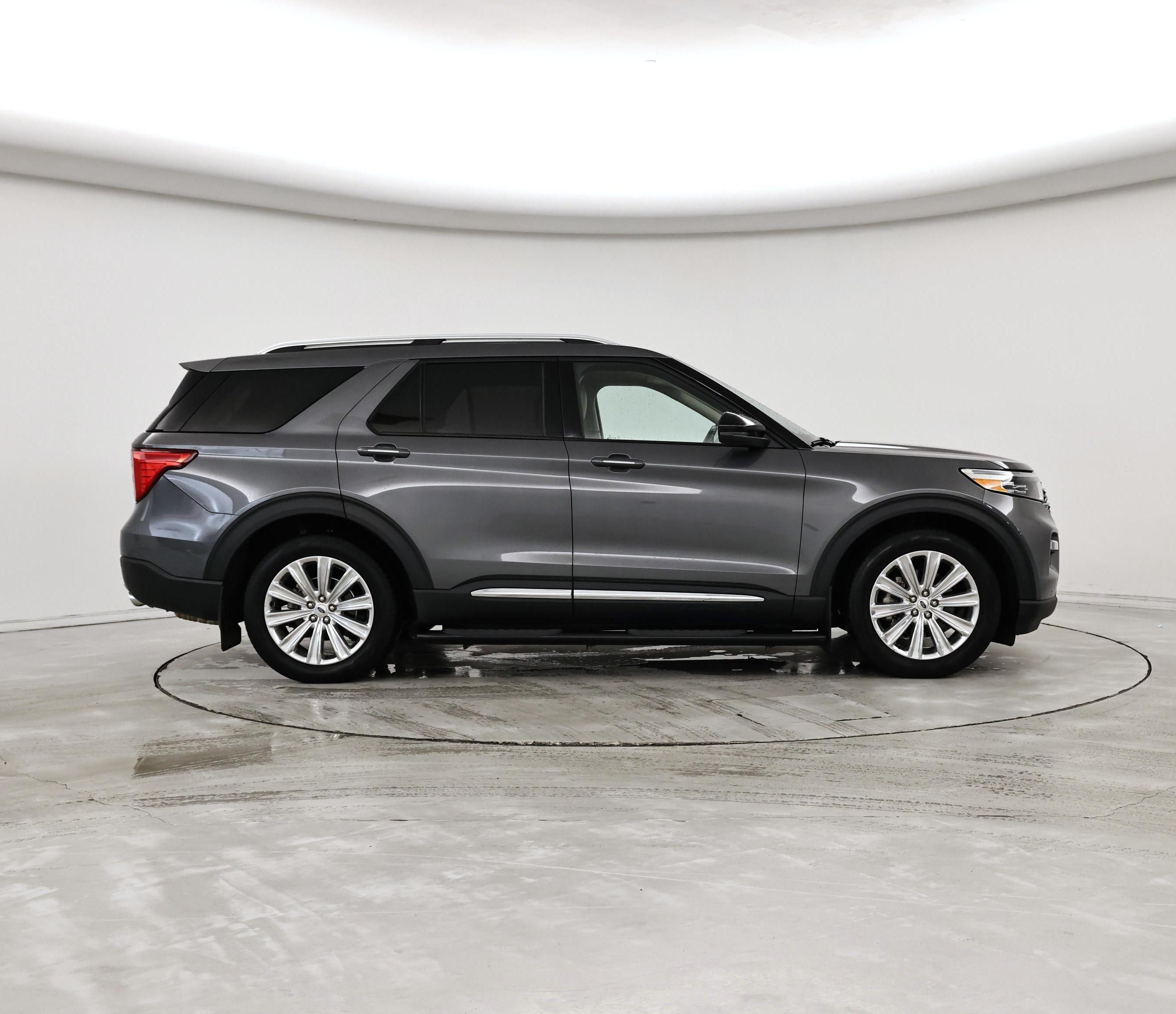 Thumbnail: 2022 Ford Explorer - 7
