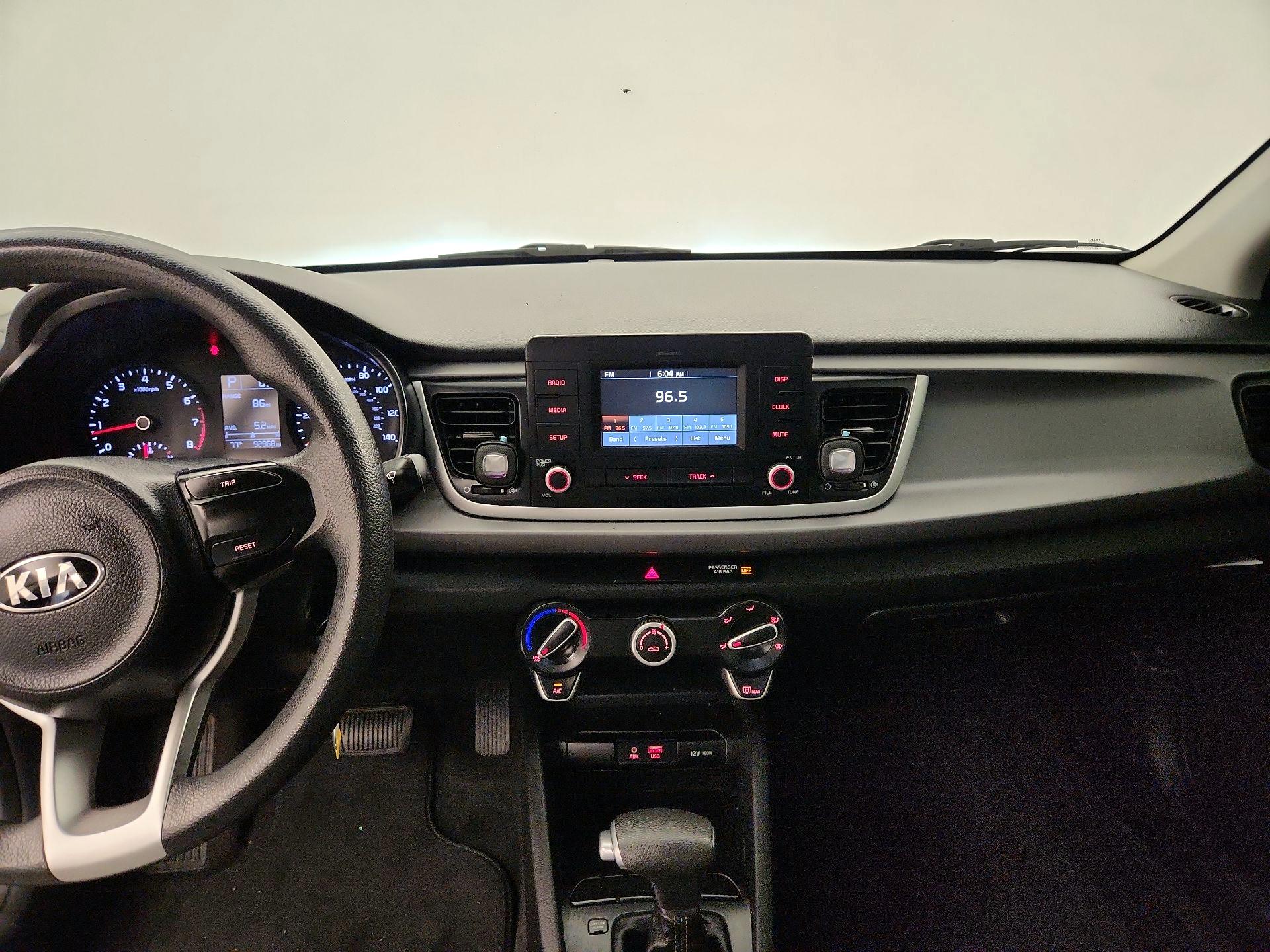 Thumbnail: 2018 Kia Rio - 9