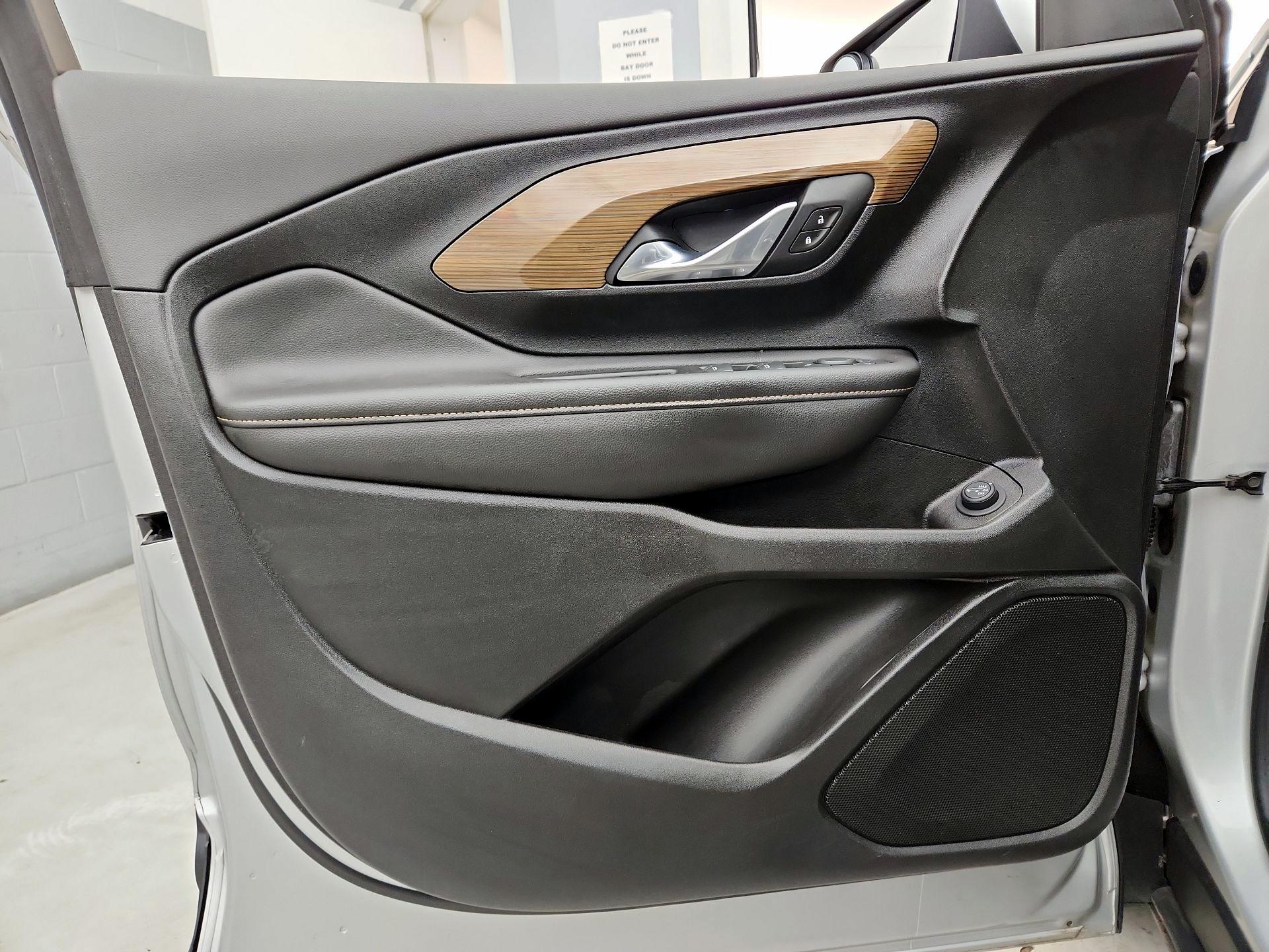 Thumbnail: 2020 GMC Terrain - 12