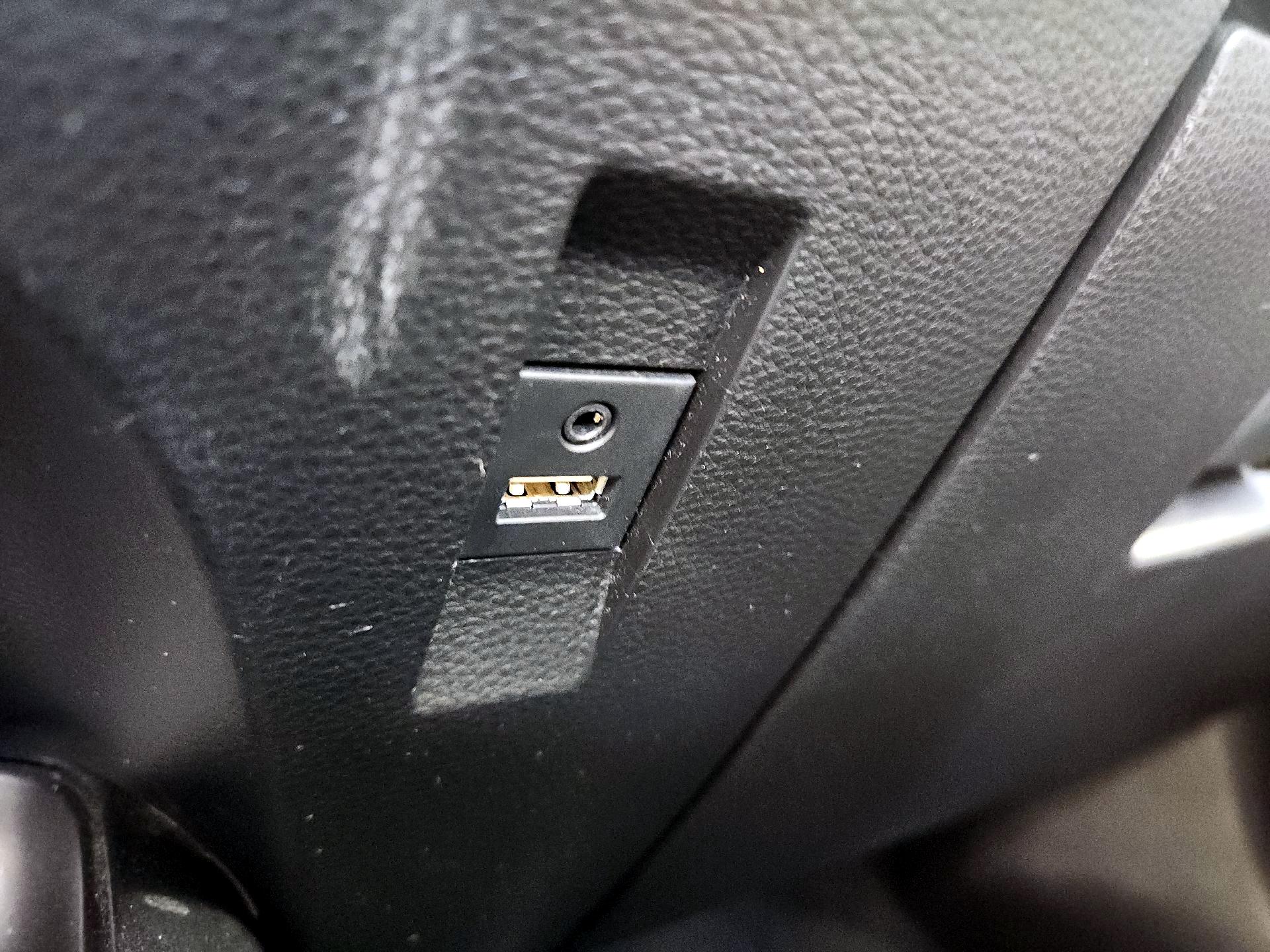 Thumbnail: 2020 Toyota Corolla - 18