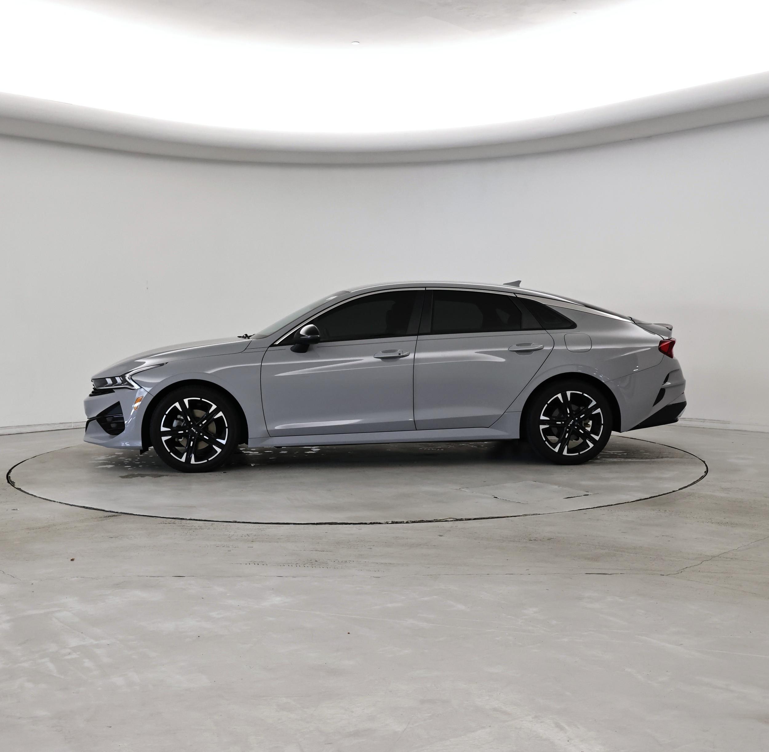 Thumbnail: 2023 Kia K5 - 3