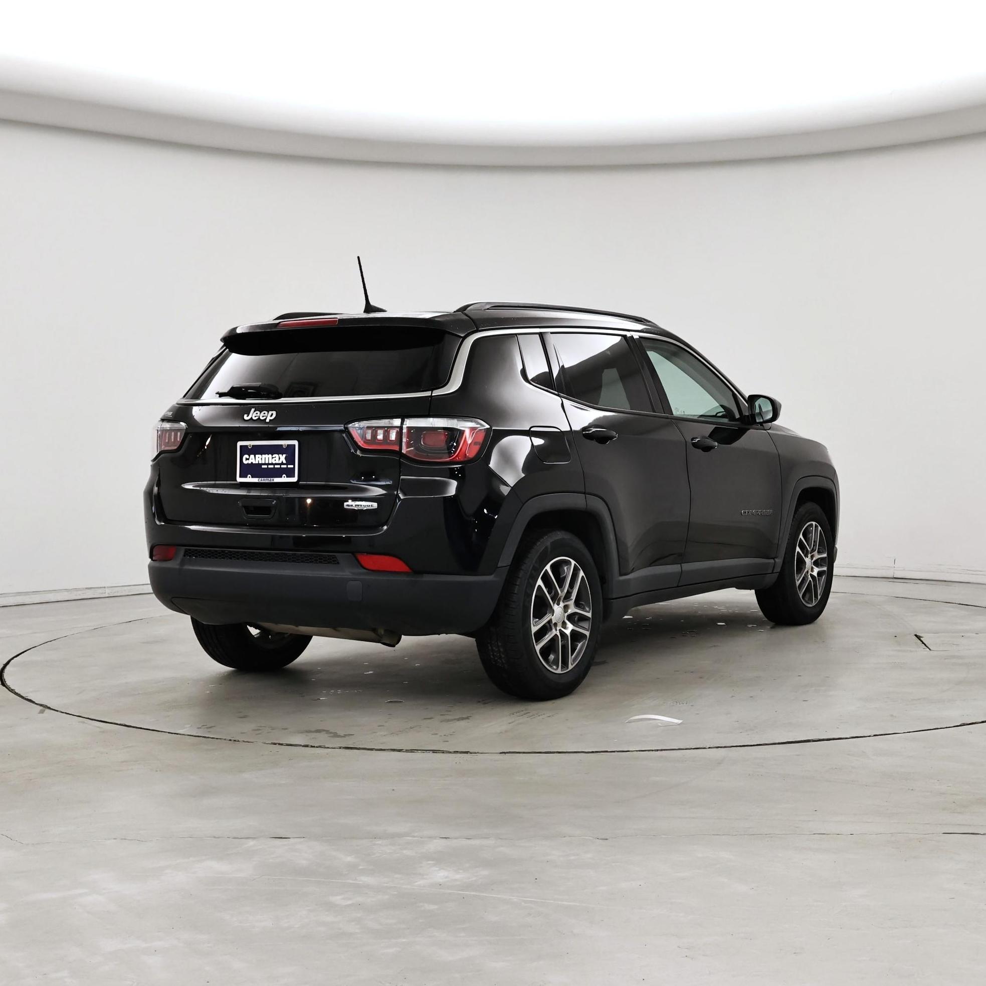 Thumbnail: 2019 Jeep Compass - 8