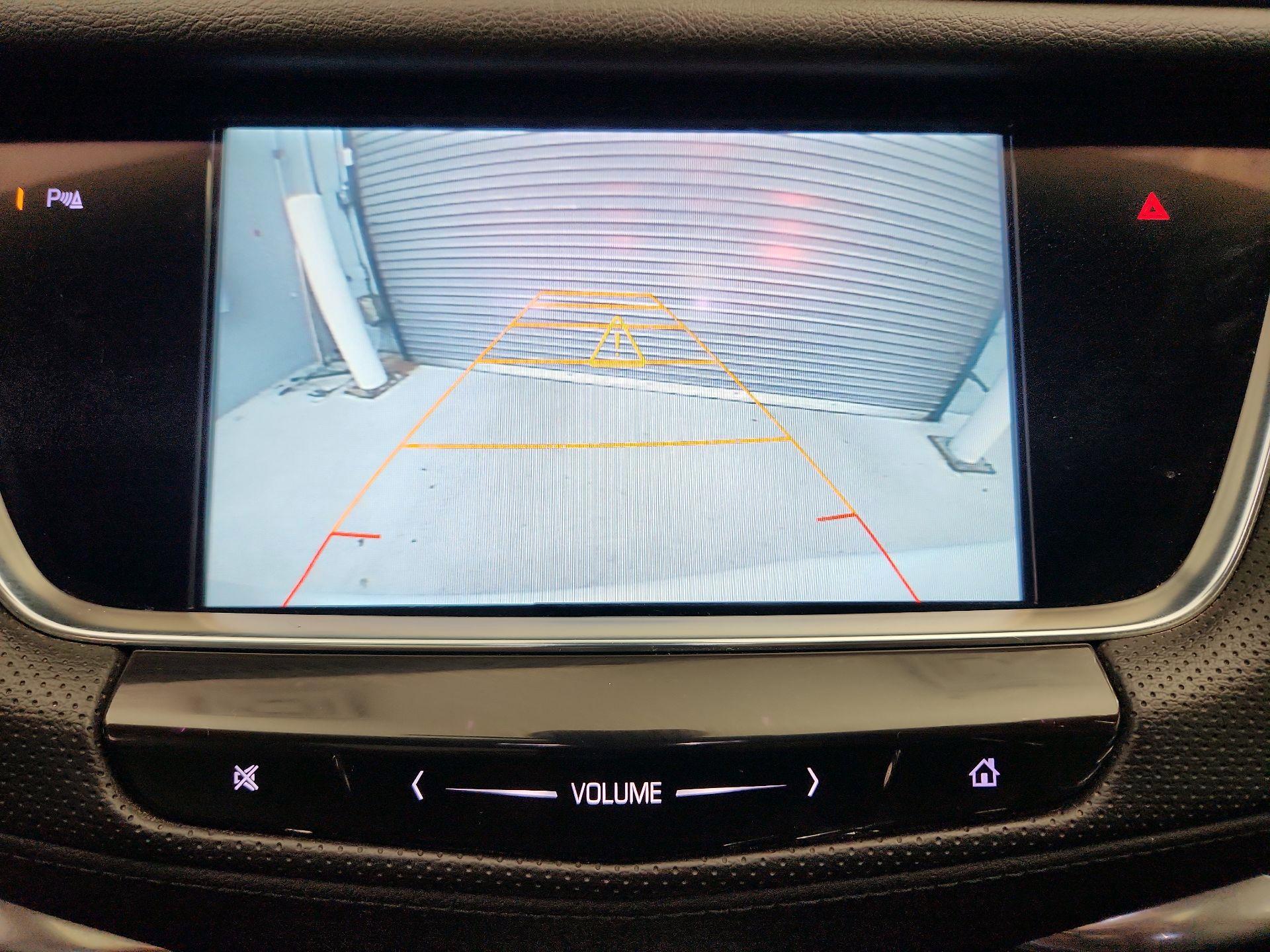 Thumbnail: 2017 Cadillac XT5 - 15