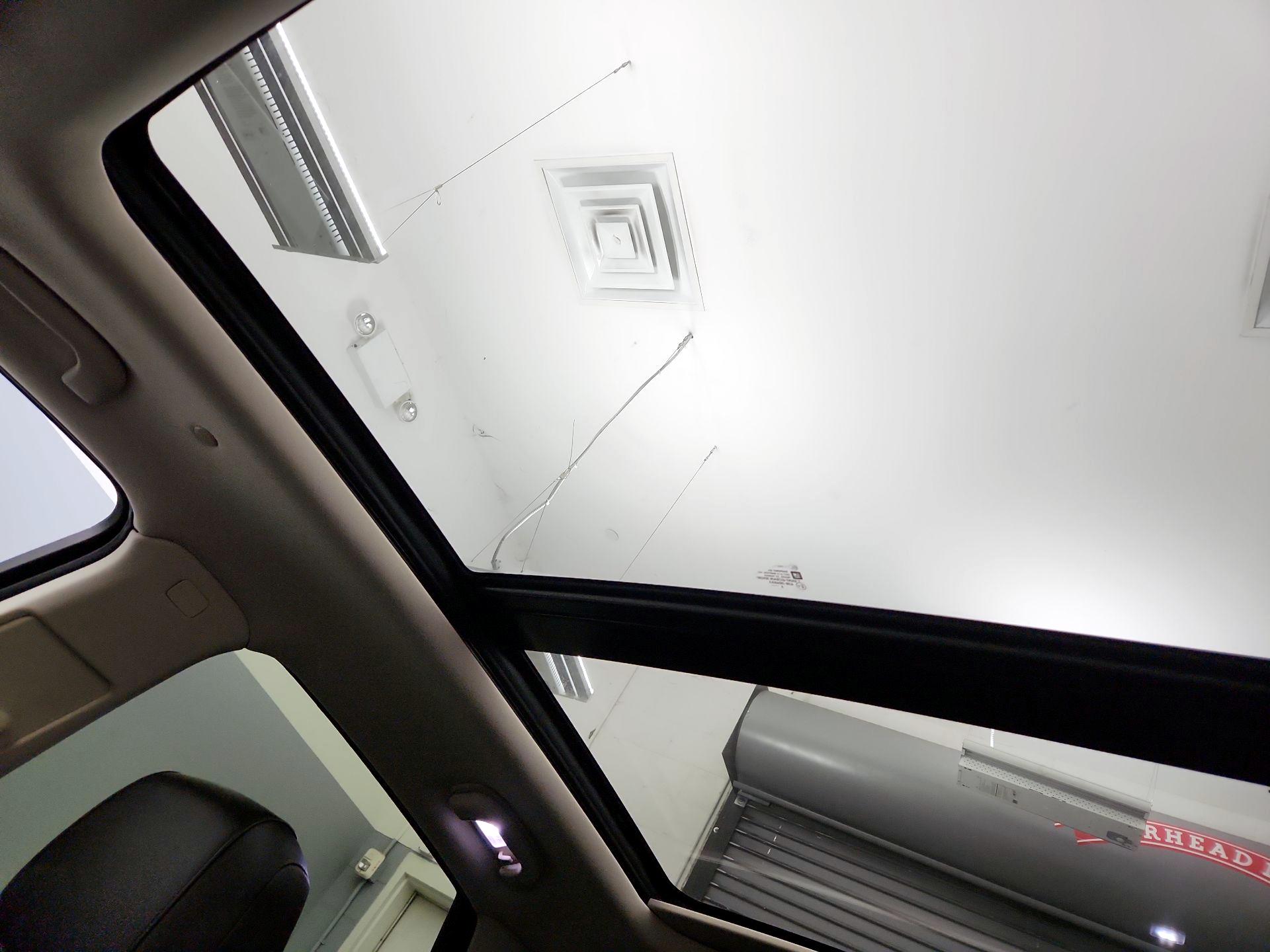 Thumbnail: 2017 Cadillac XT5 - 20