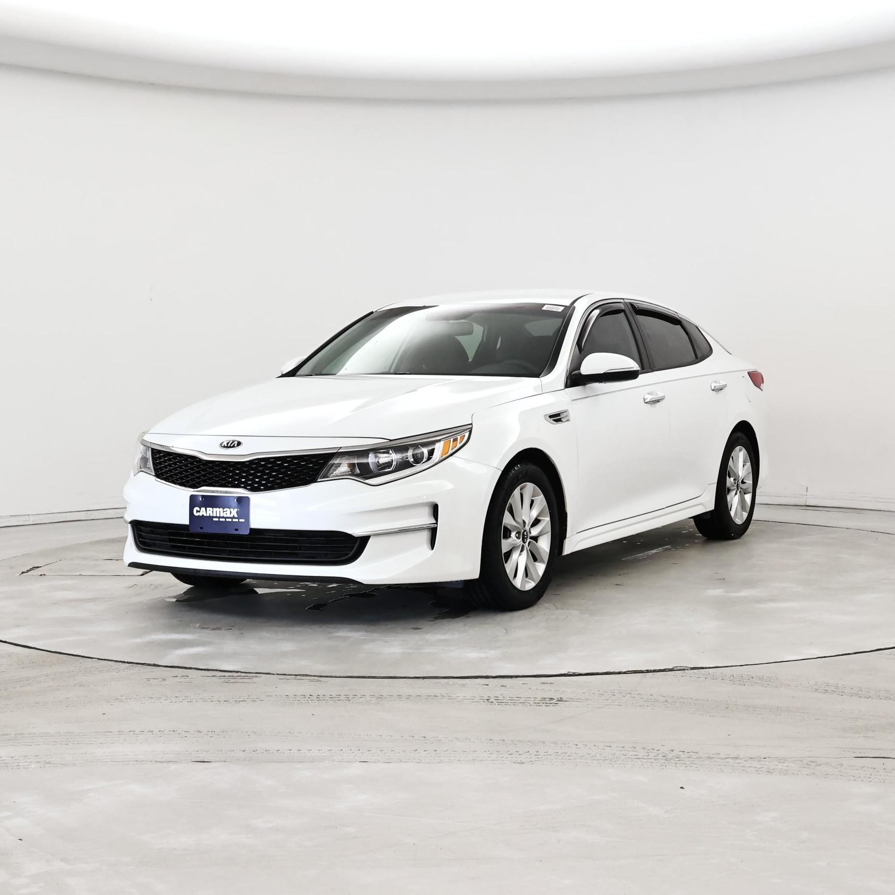 Thumbnail: 2018 Kia Optima - 4