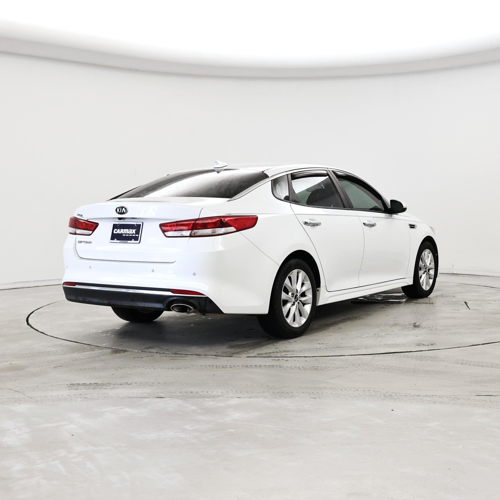Thumbnail: 2018 Kia Optima - 8