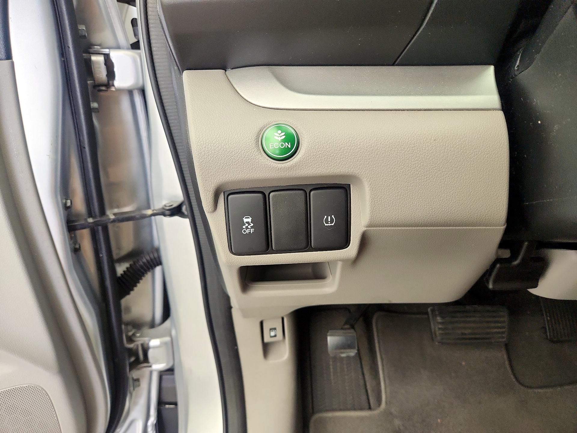 Thumbnail: 2014 Honda CR-V - 13