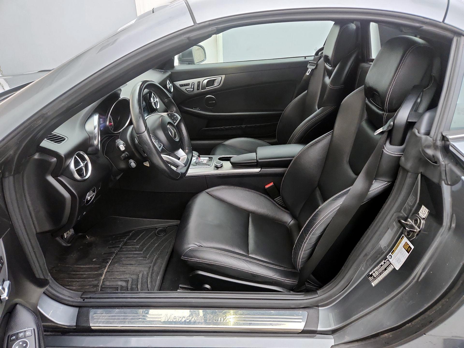 Thumbnail: 2017 Mercedes-Benz SLC - 11