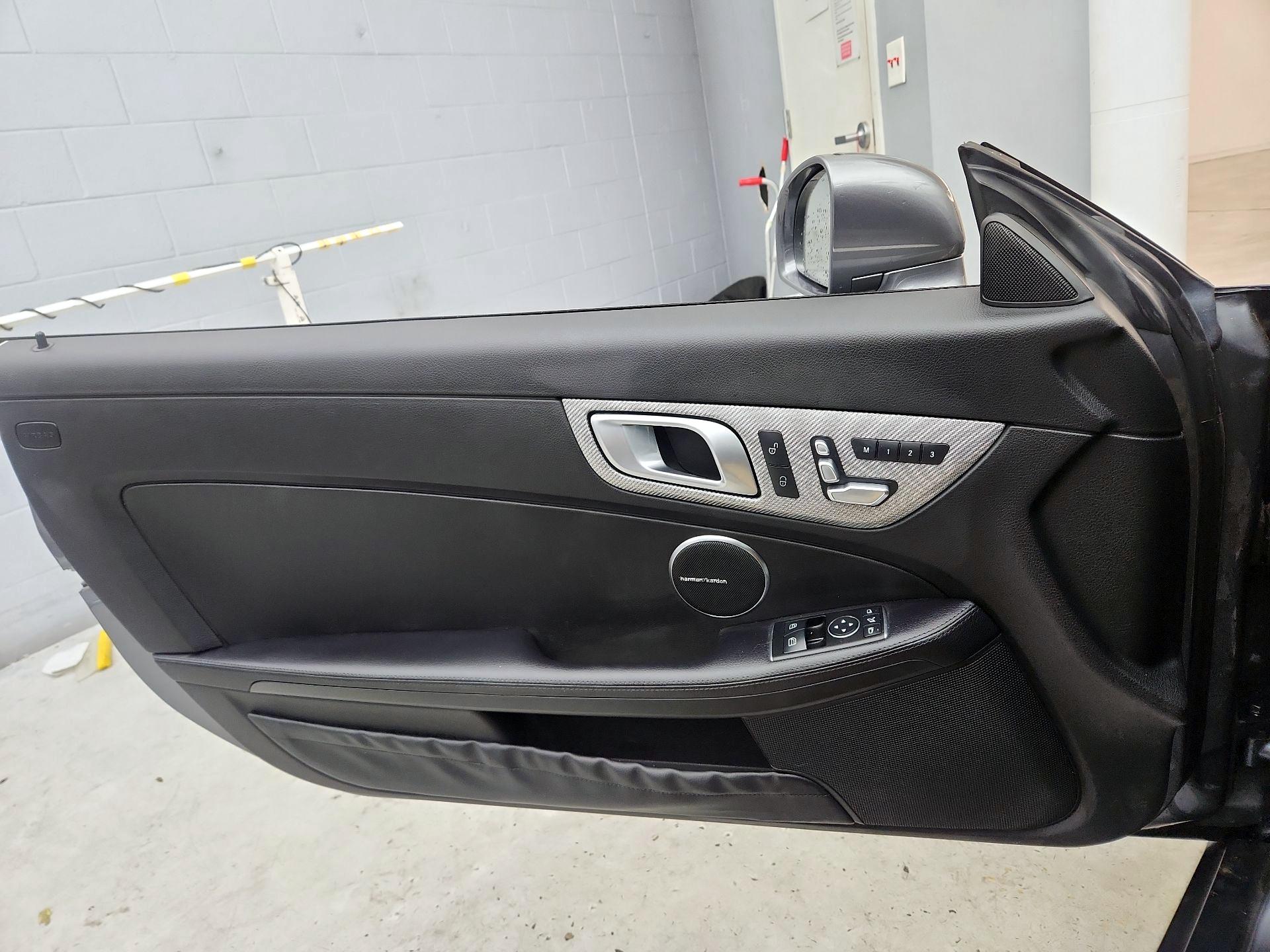Thumbnail: 2017 Mercedes-Benz SLC - 12