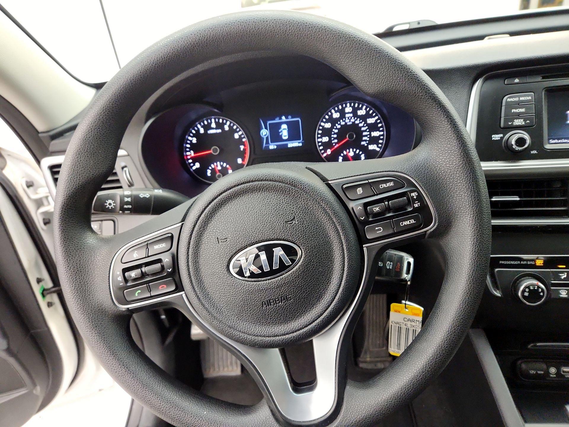 Thumbnail: 2016 Kia Optima - 10