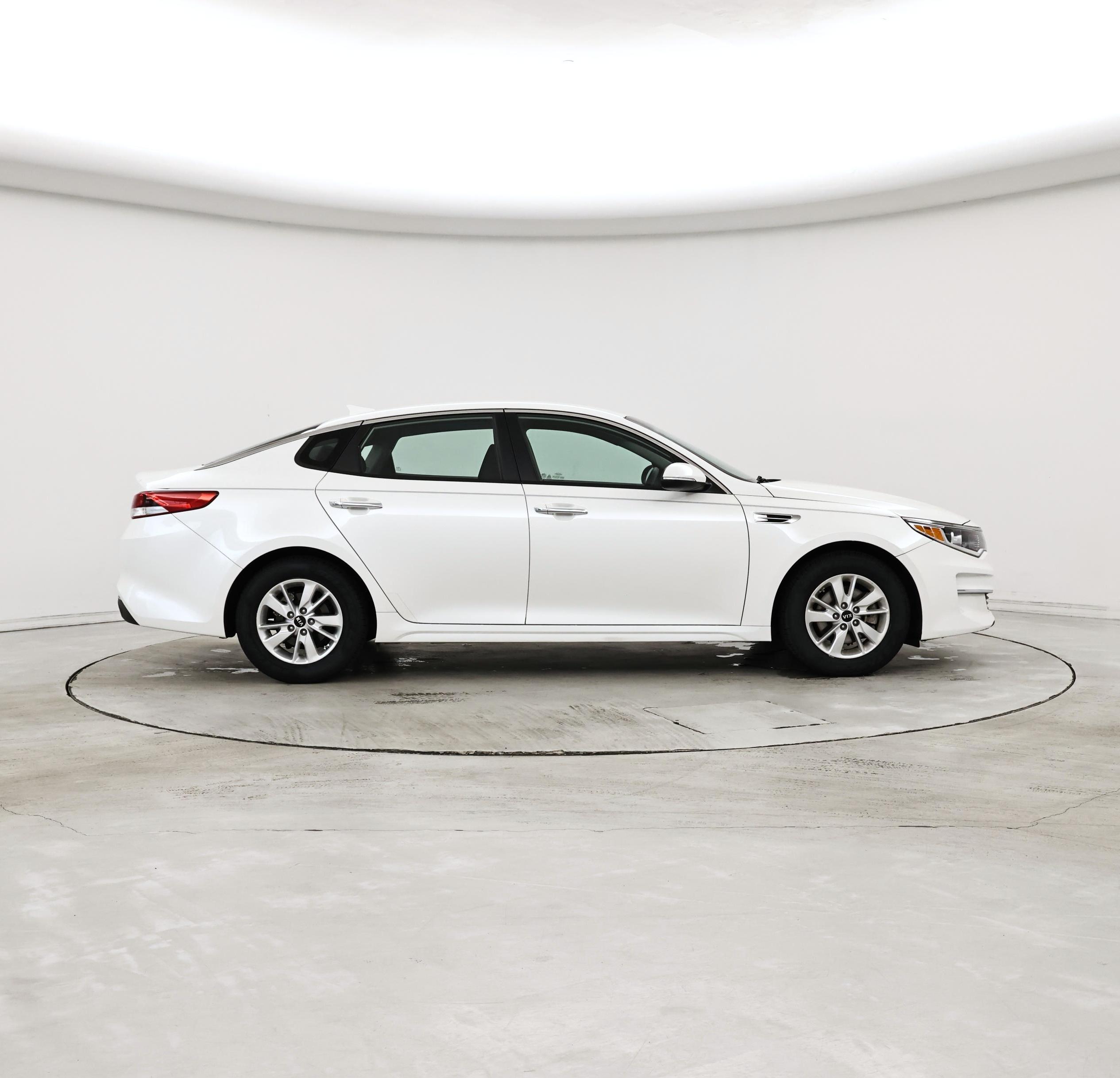 Thumbnail: 2016 Kia Optima - 7