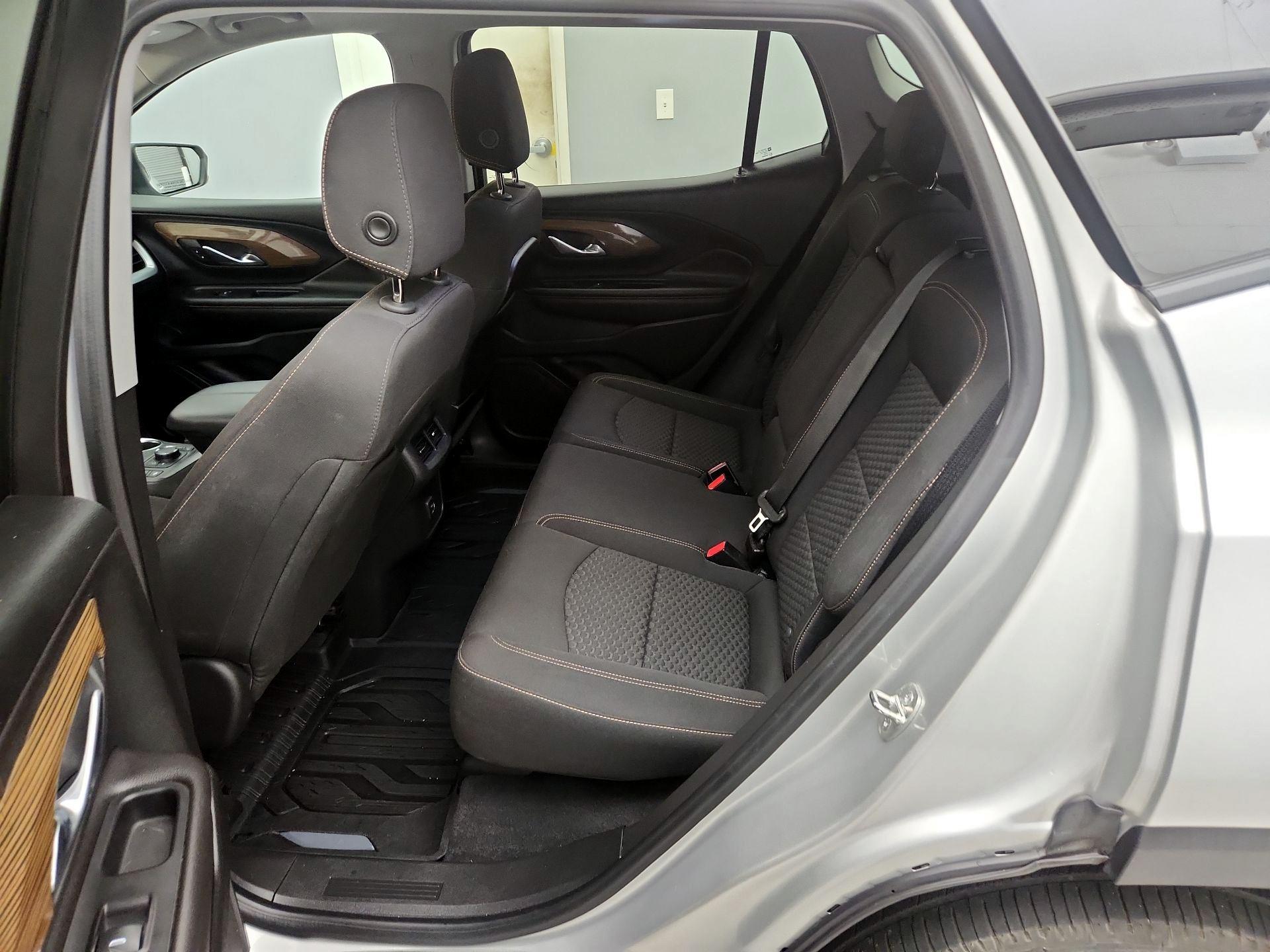 Thumbnail: 2020 GMC Terrain - 19