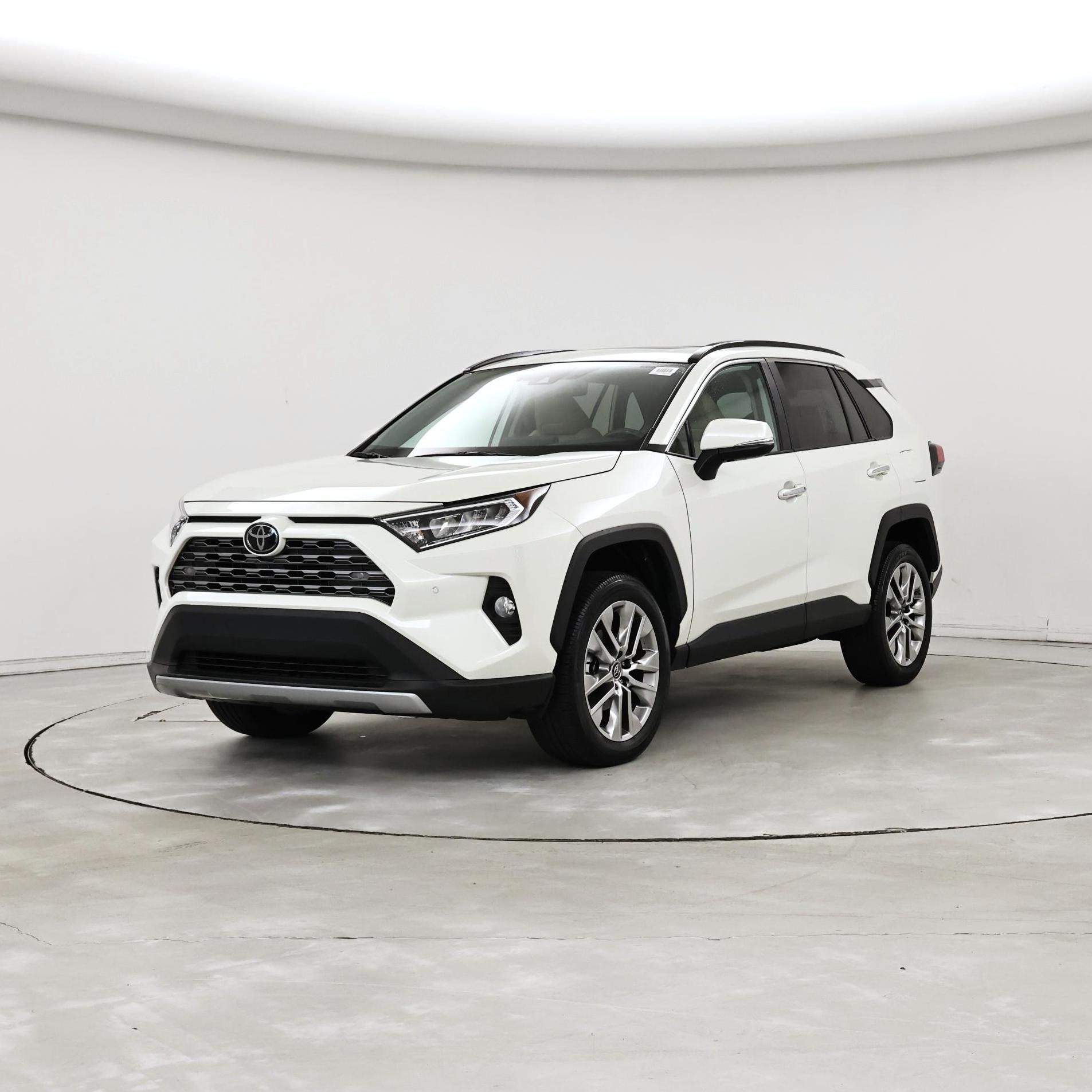 Thumbnail: 2019 Toyota RAV4 - 4