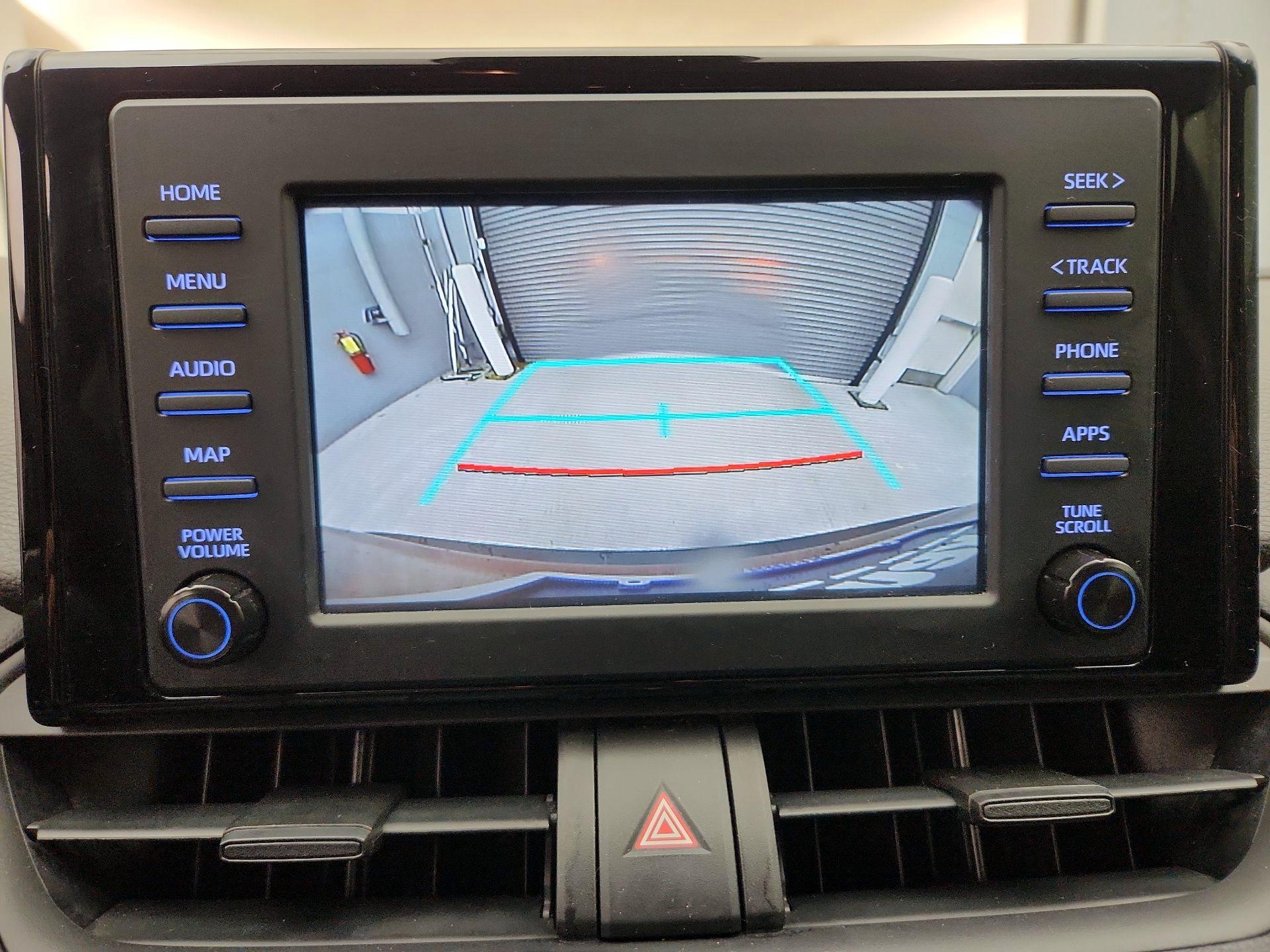 Thumbnail: 2019 Toyota RAV4 - 14