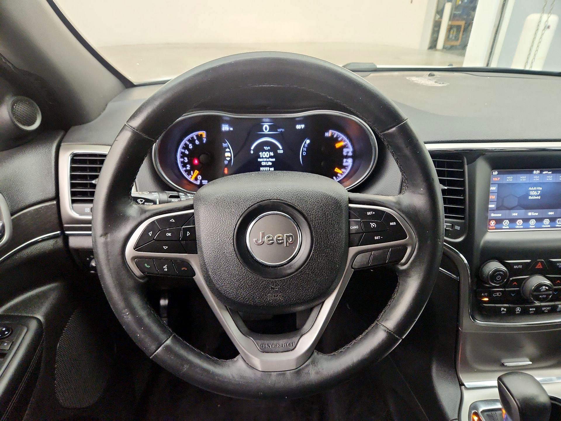 Thumbnail: 2018 Jeep Grand Cherokee - 10