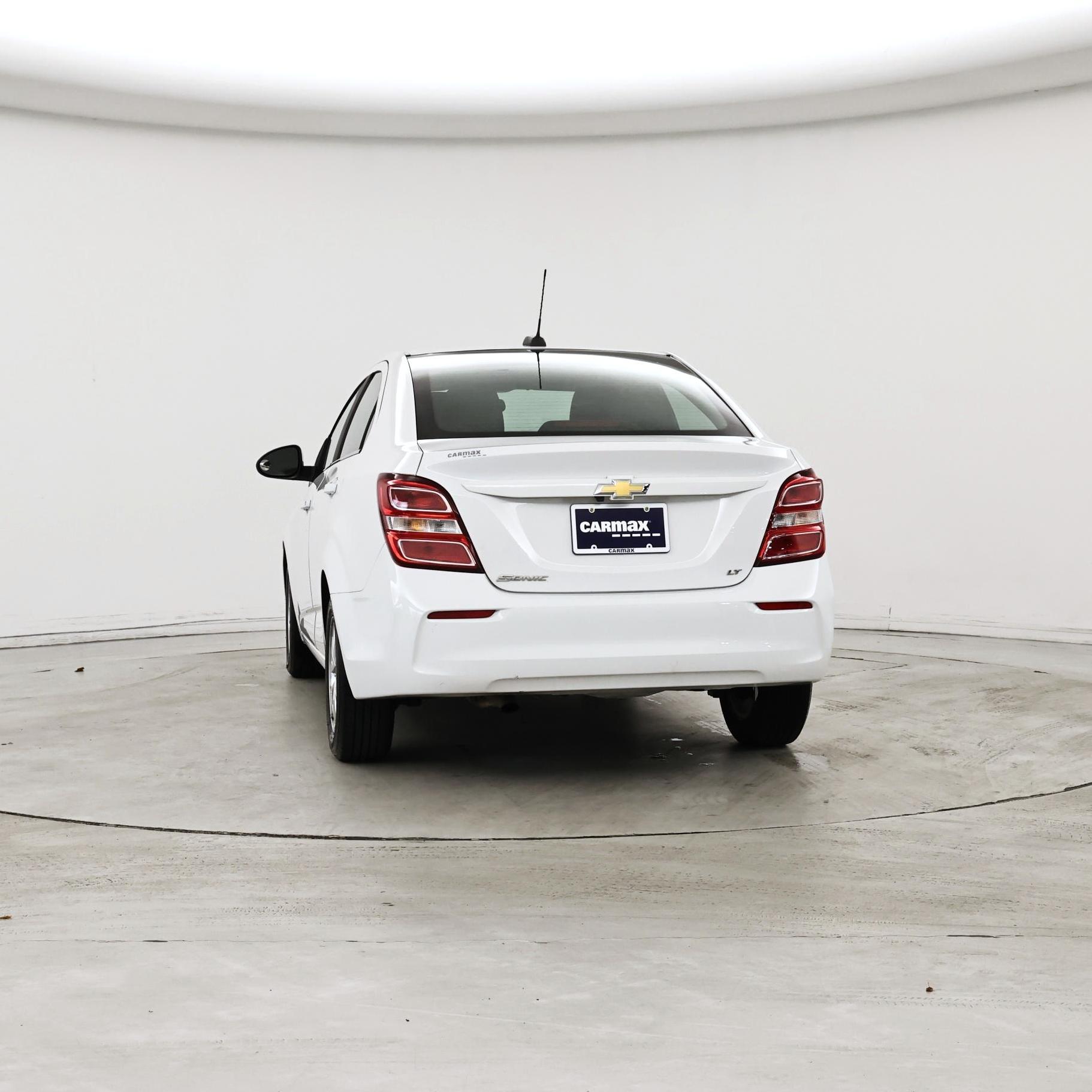 Thumbnail: 2019 Chevrolet Sonic - 6