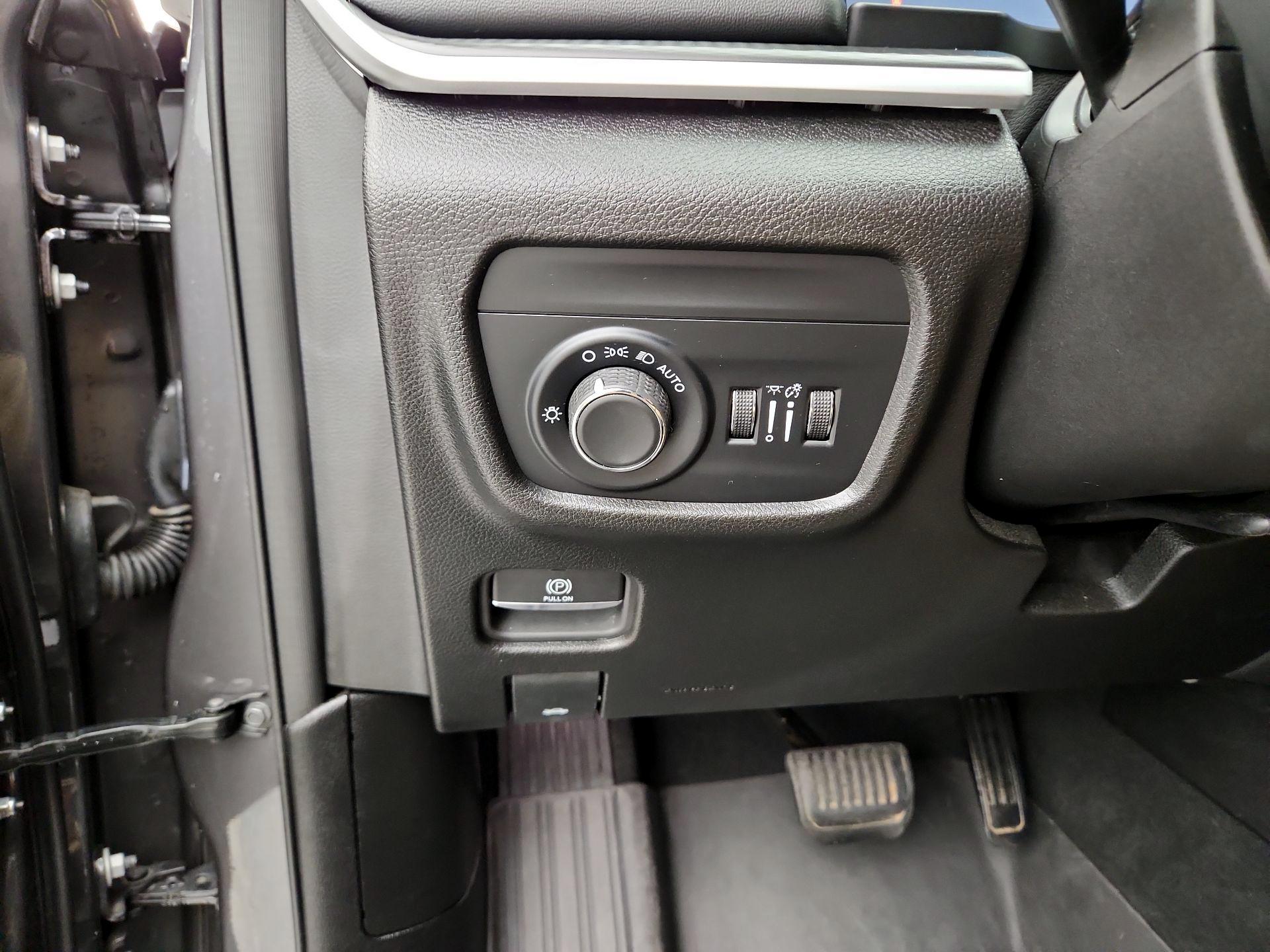 Thumbnail: 2024 Jeep Grand Cherokee - 13
