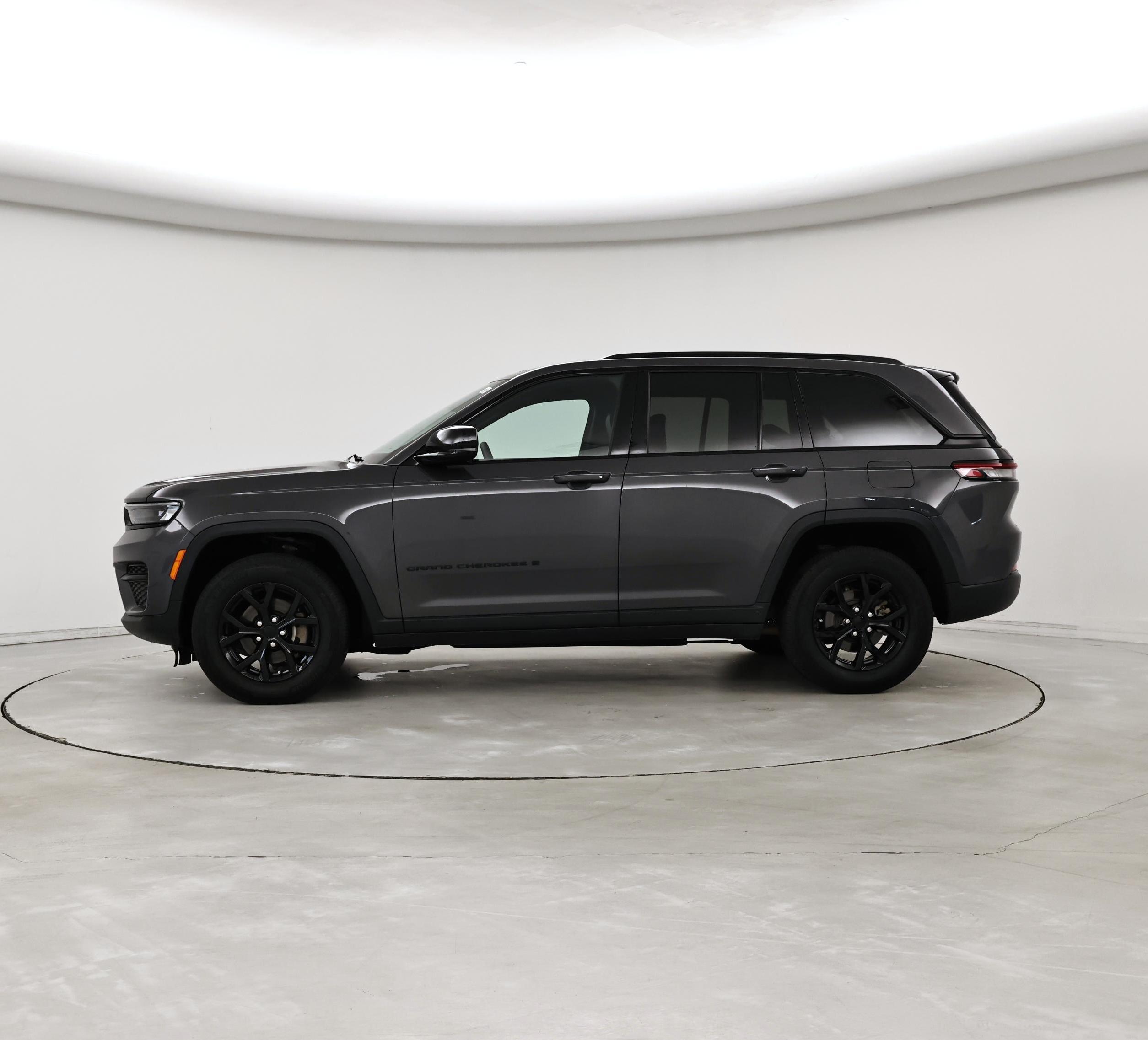 Thumbnail: 2024 Jeep Grand Cherokee - 3