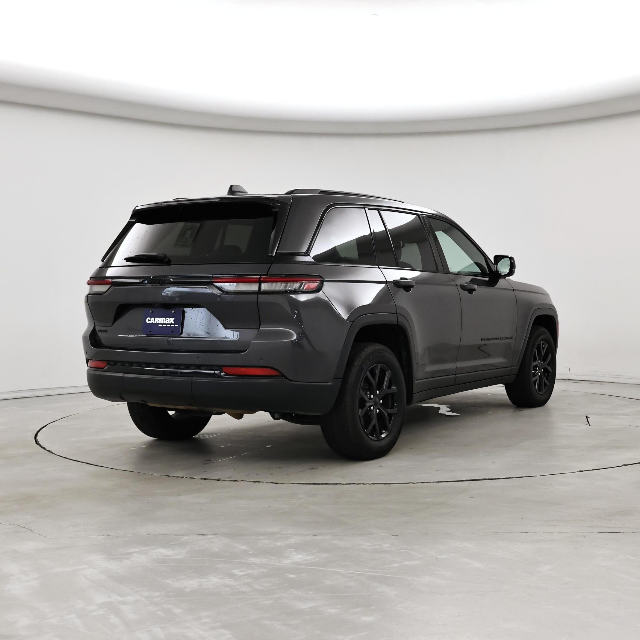 Thumbnail: 2024 Jeep Grand Cherokee - 8