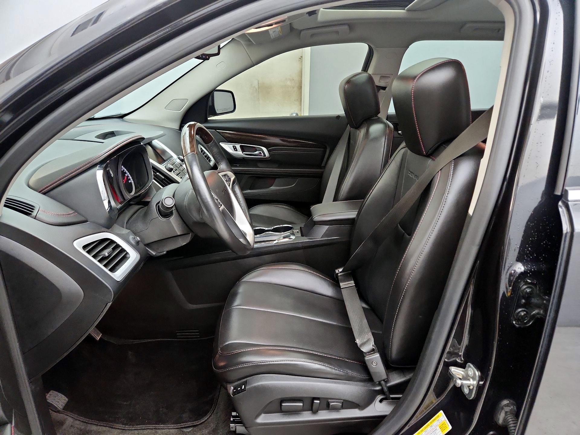 Thumbnail: 2015 GMC Terrain - 11