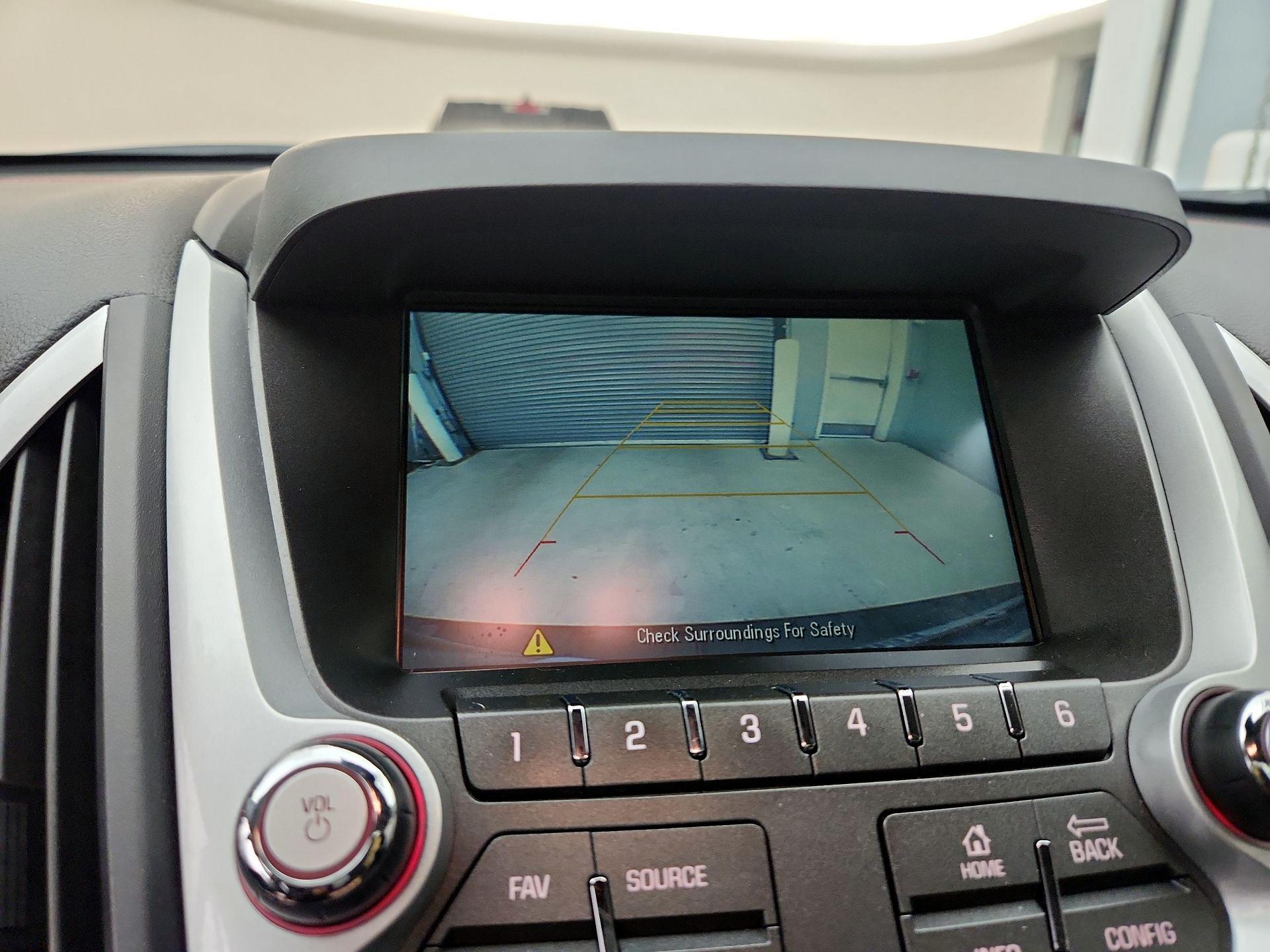 Thumbnail: 2015 GMC Terrain - 13