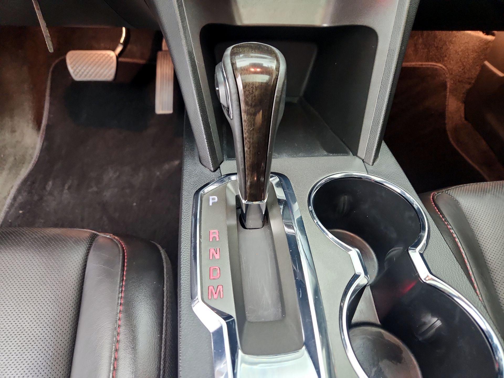 Thumbnail: 2015 GMC Terrain - 16