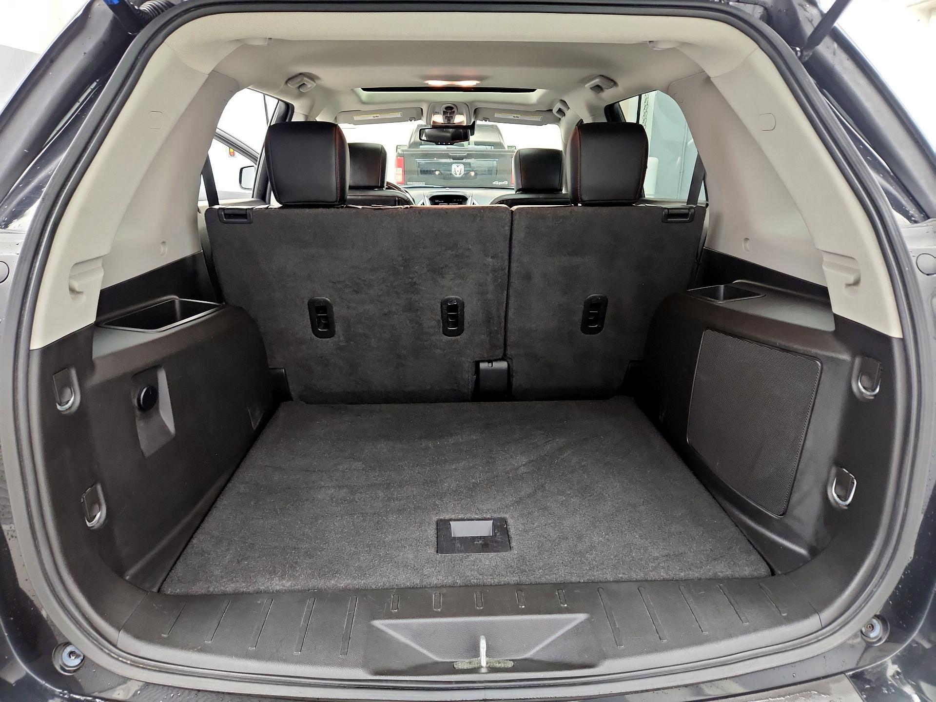 Thumbnail: 2015 GMC Terrain - 19