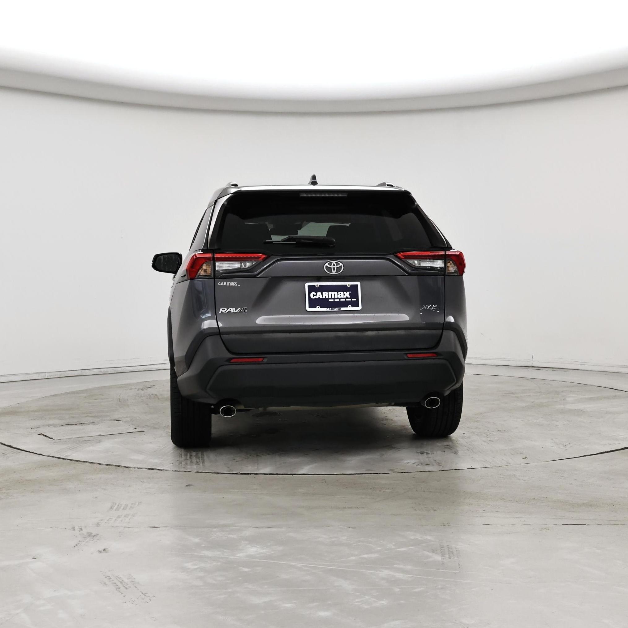 Thumbnail: 2021 Toyota RAV4 - 6