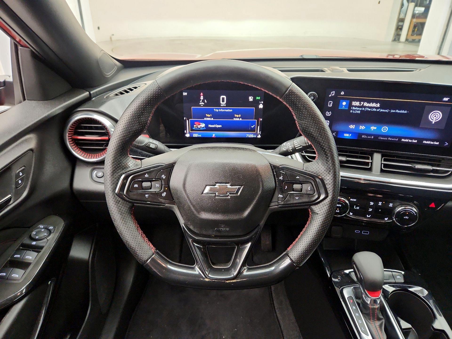 Thumbnail: 2024 Chevrolet Trax - 10