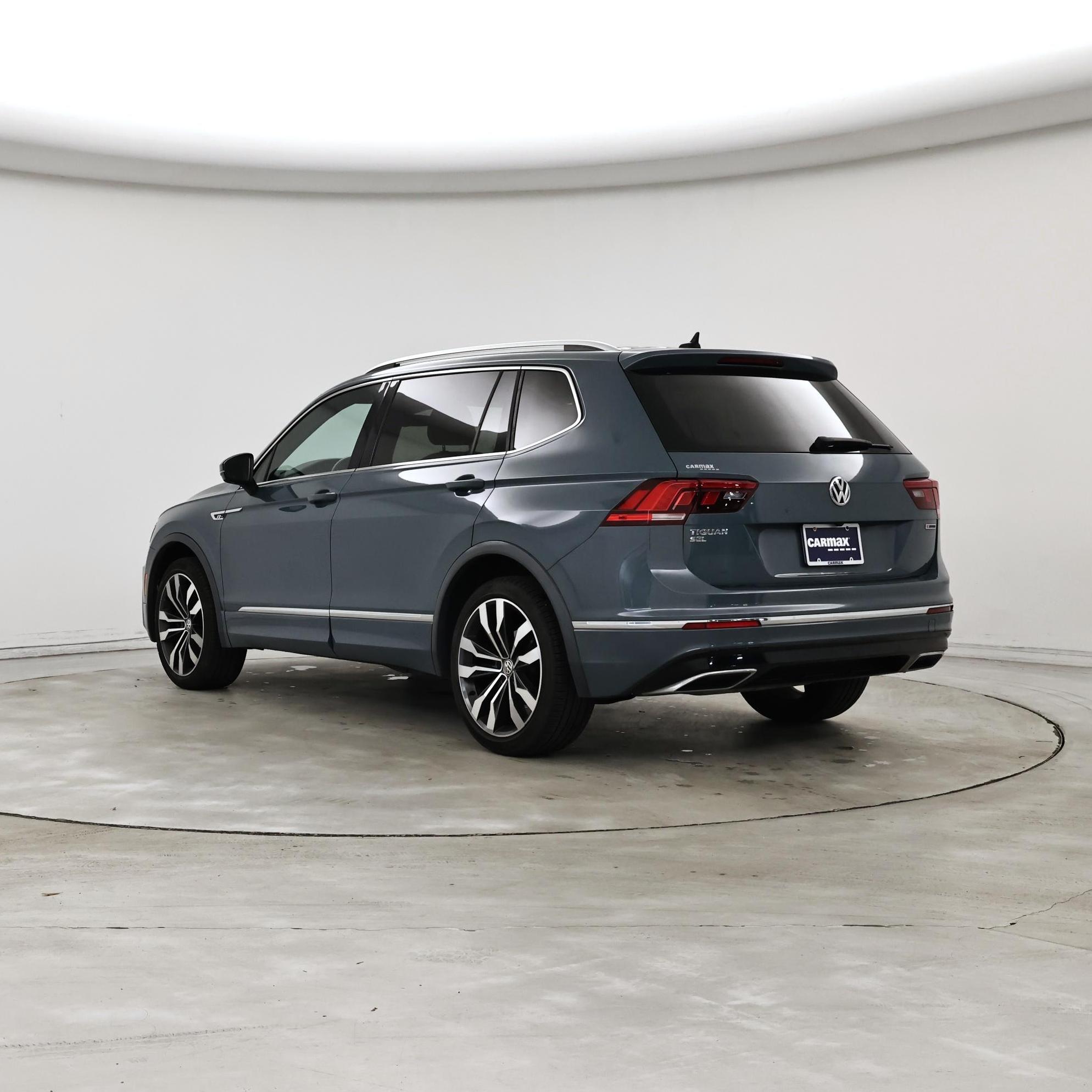 Thumbnail: 2020 Volkswagen Tiguan - 2