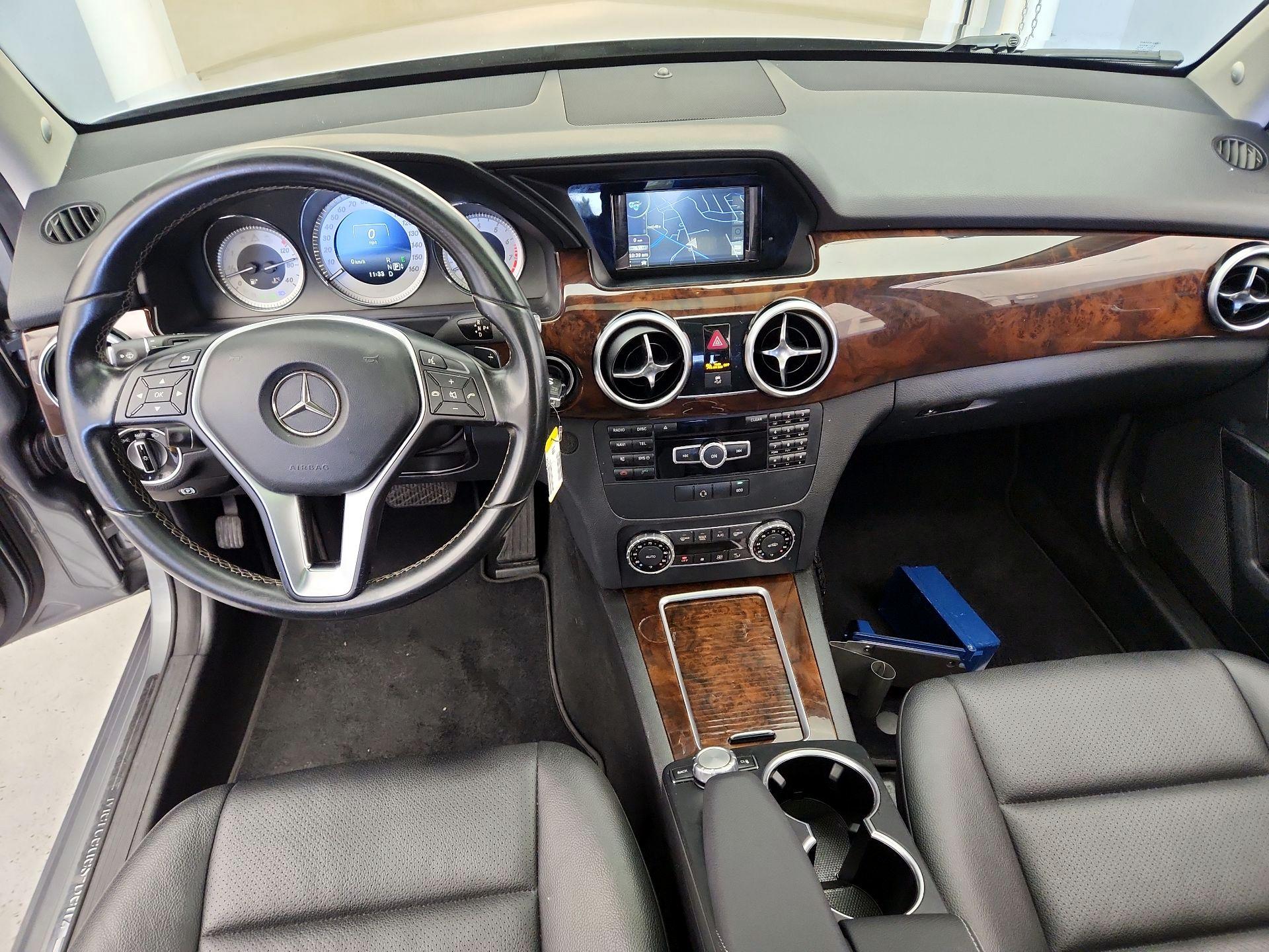 Thumbnail: 2015 Mercedes-Benz GLK - 9
