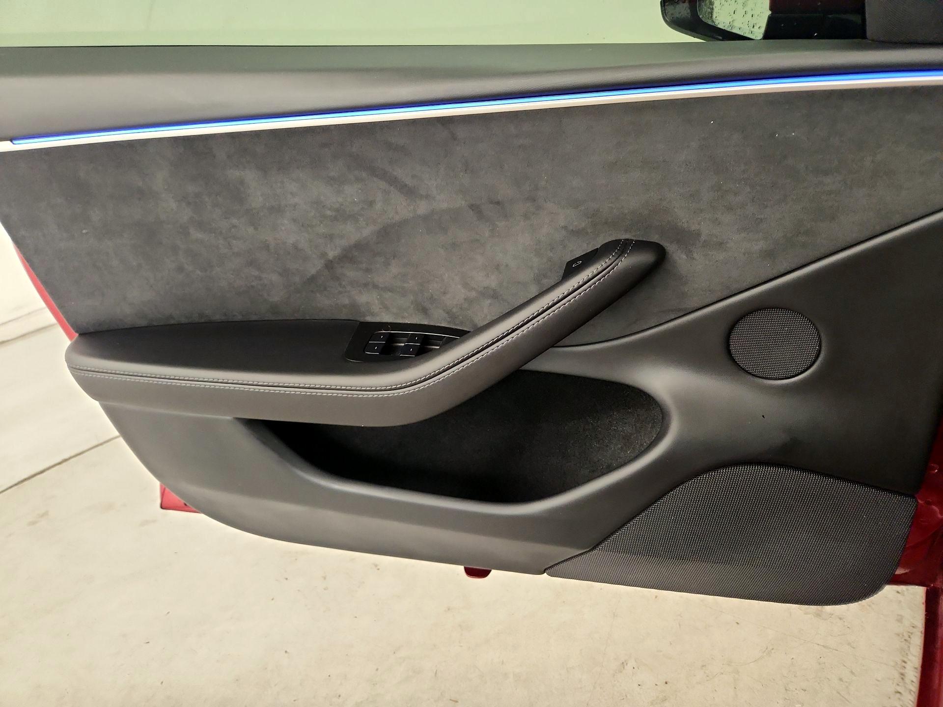 Thumbnail: 2025 Tesla Model 3 - 12