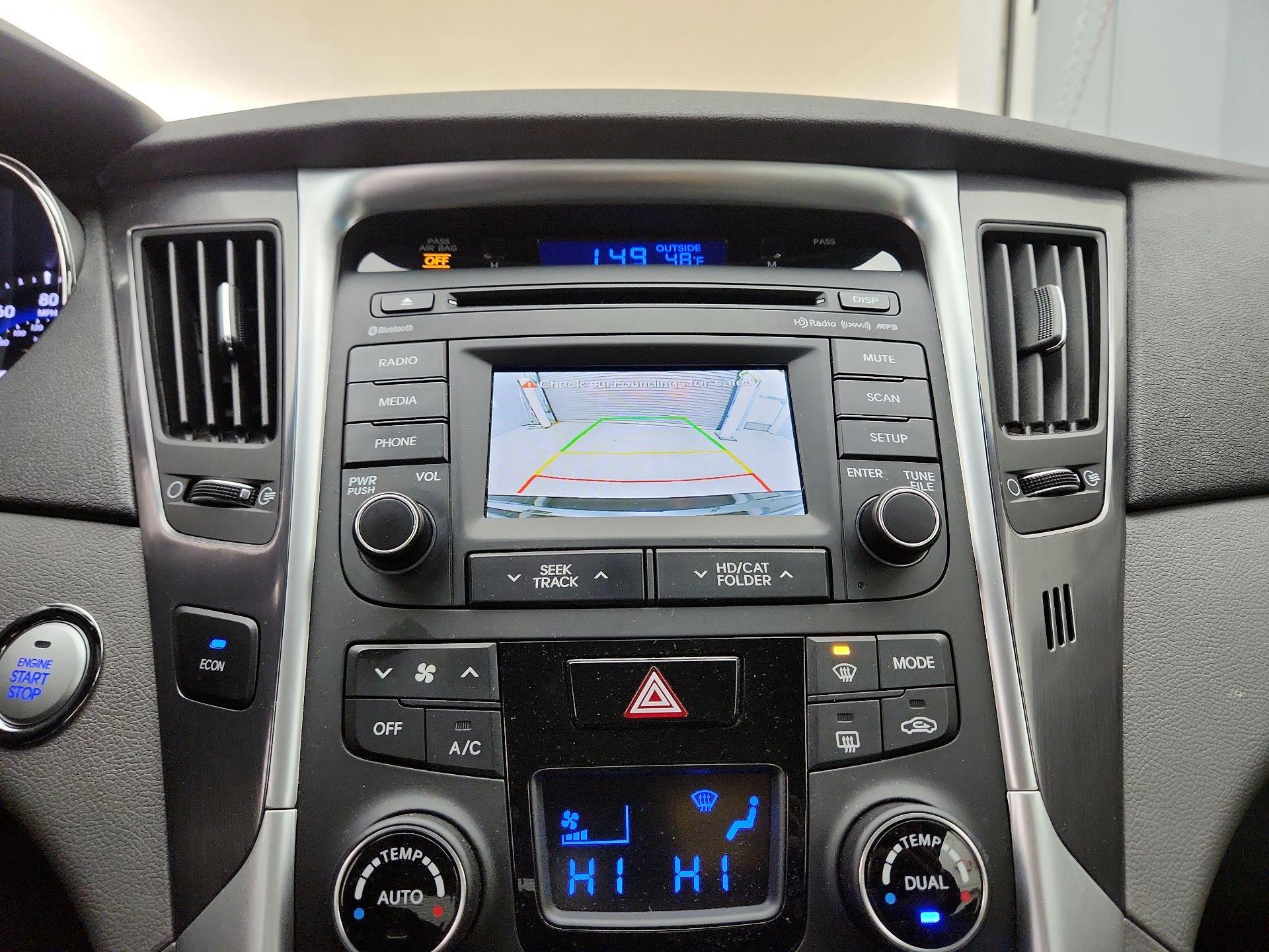 Thumbnail: 2015 Hyundai Sonata - 14