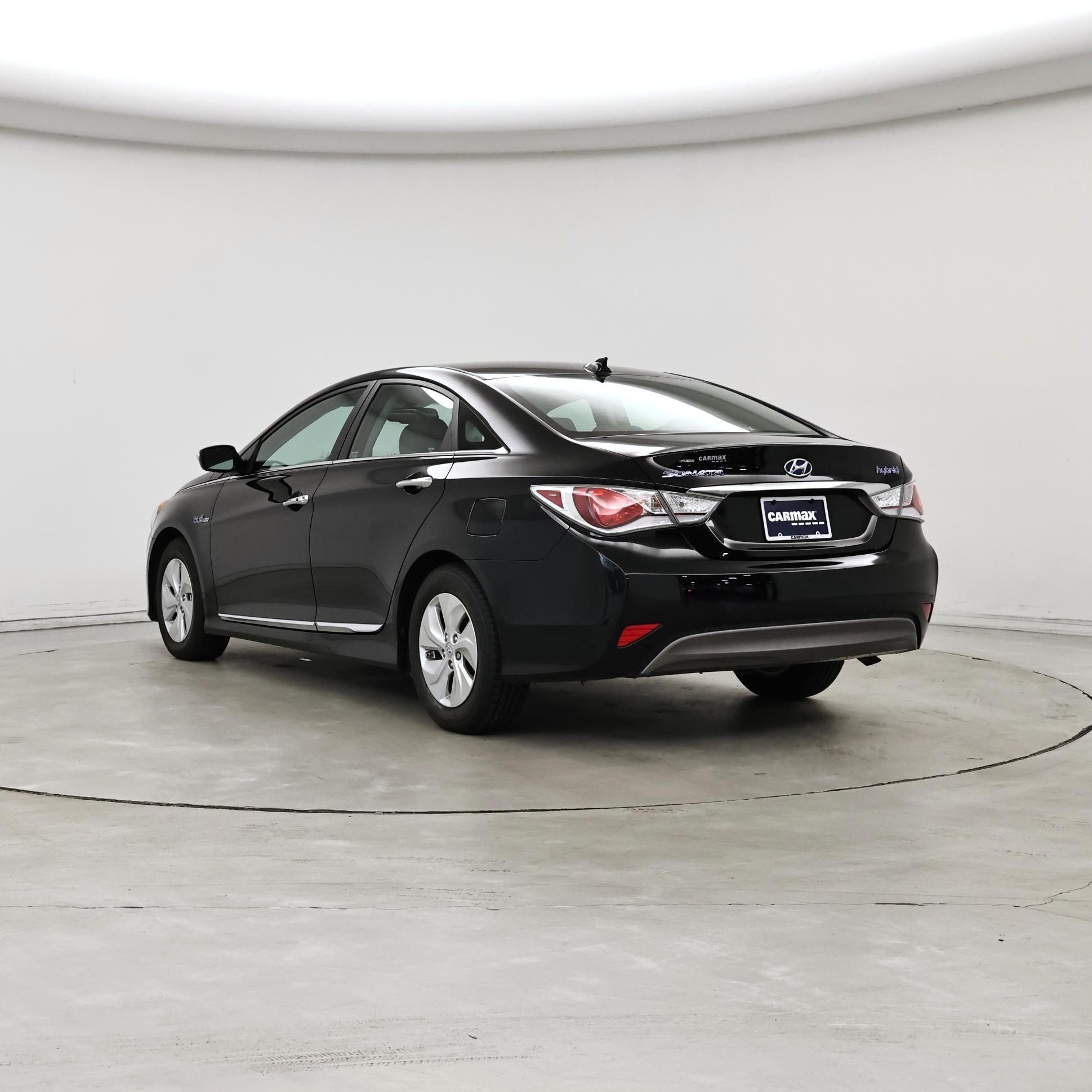 Thumbnail: 2015 Hyundai Sonata - 2