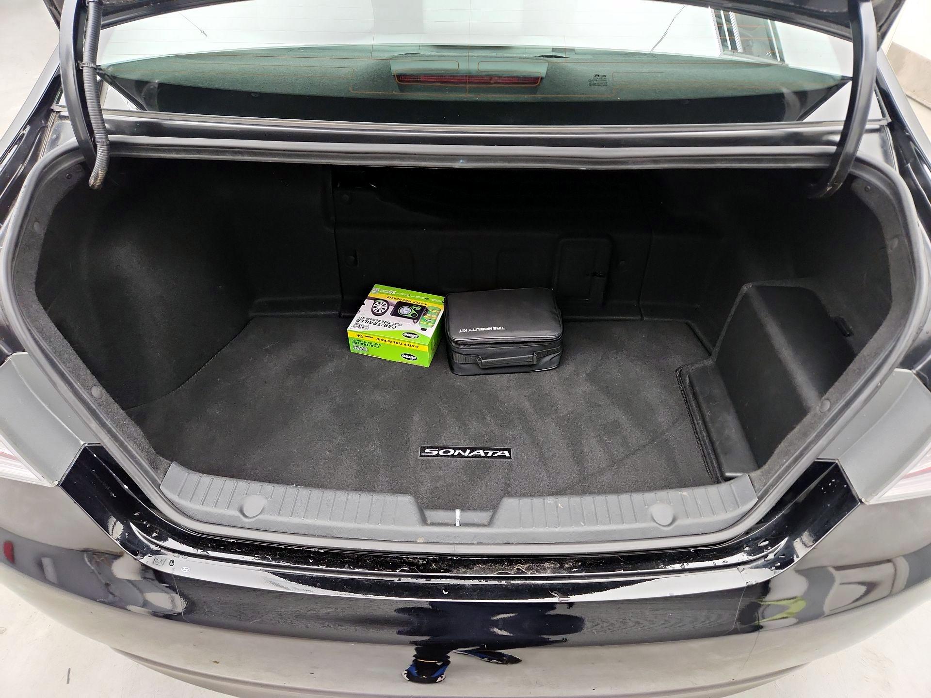 Thumbnail: 2015 Hyundai Sonata - 20